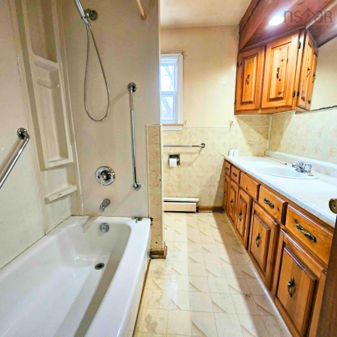 $299,000.00: 292 Cherry Street, Sydney