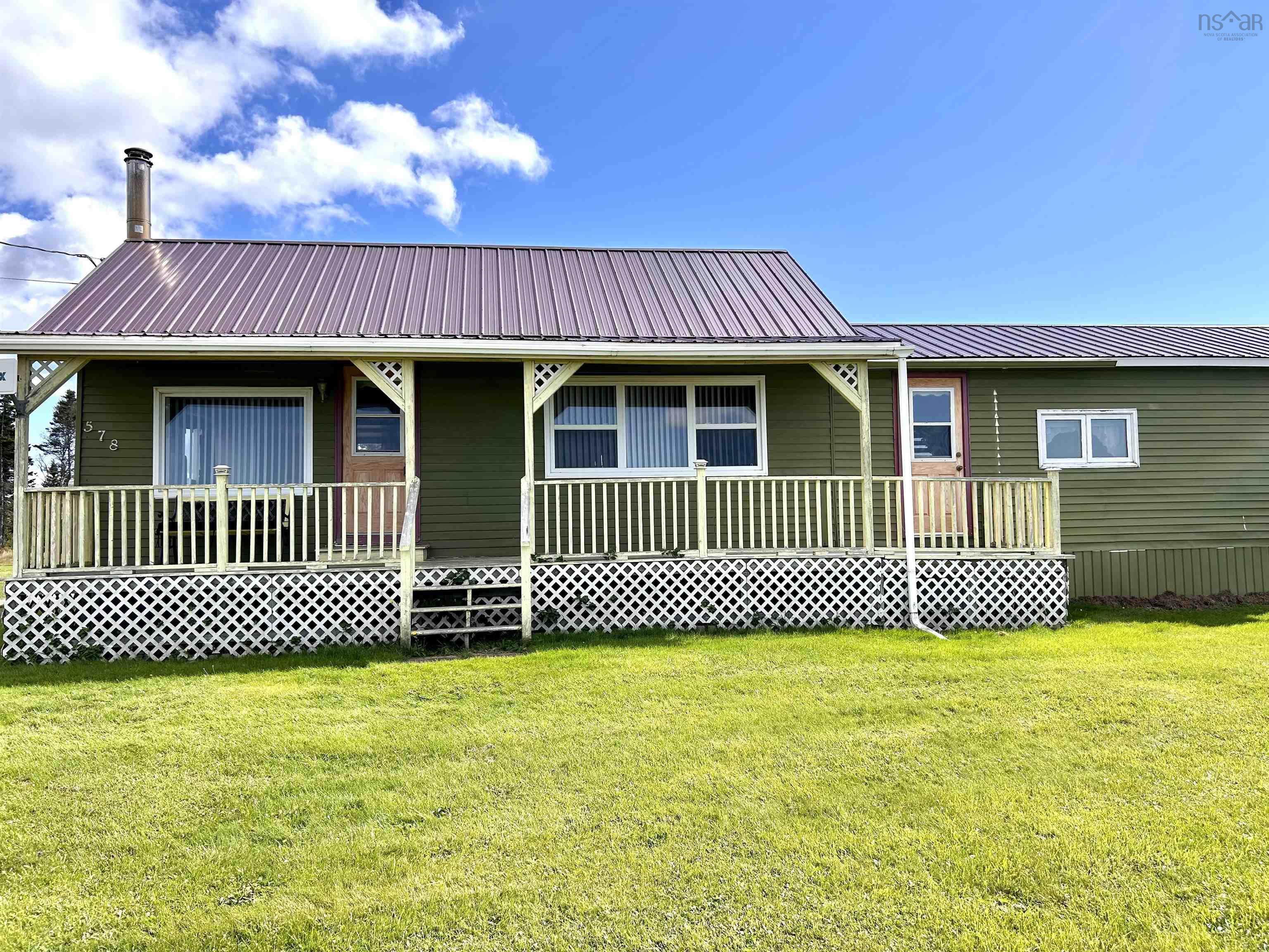 $159,900.00: 578 Lower Cove Road, Lower Cove