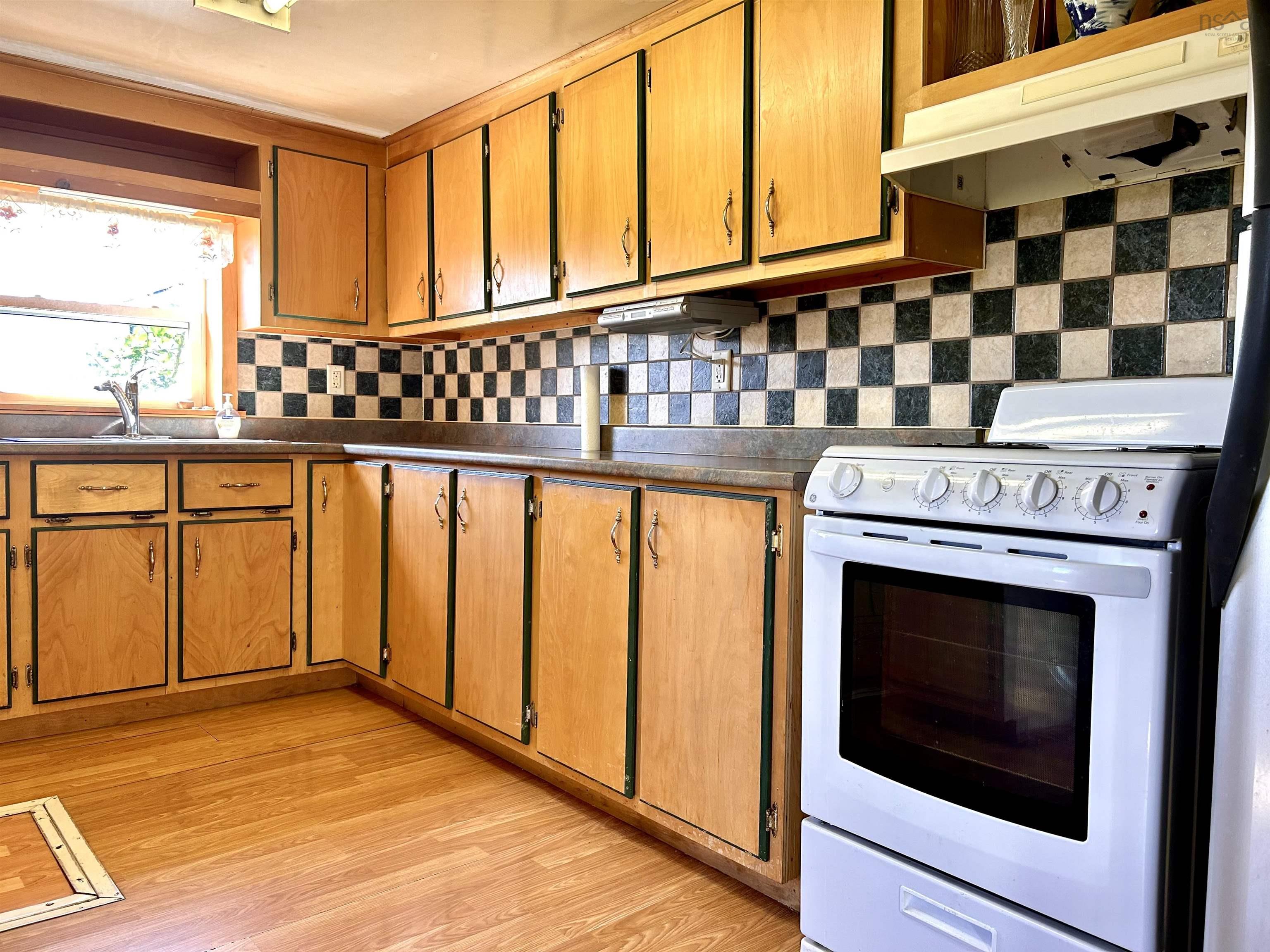 $159,900.00: 578 Lower Cove Road, Lower Cove