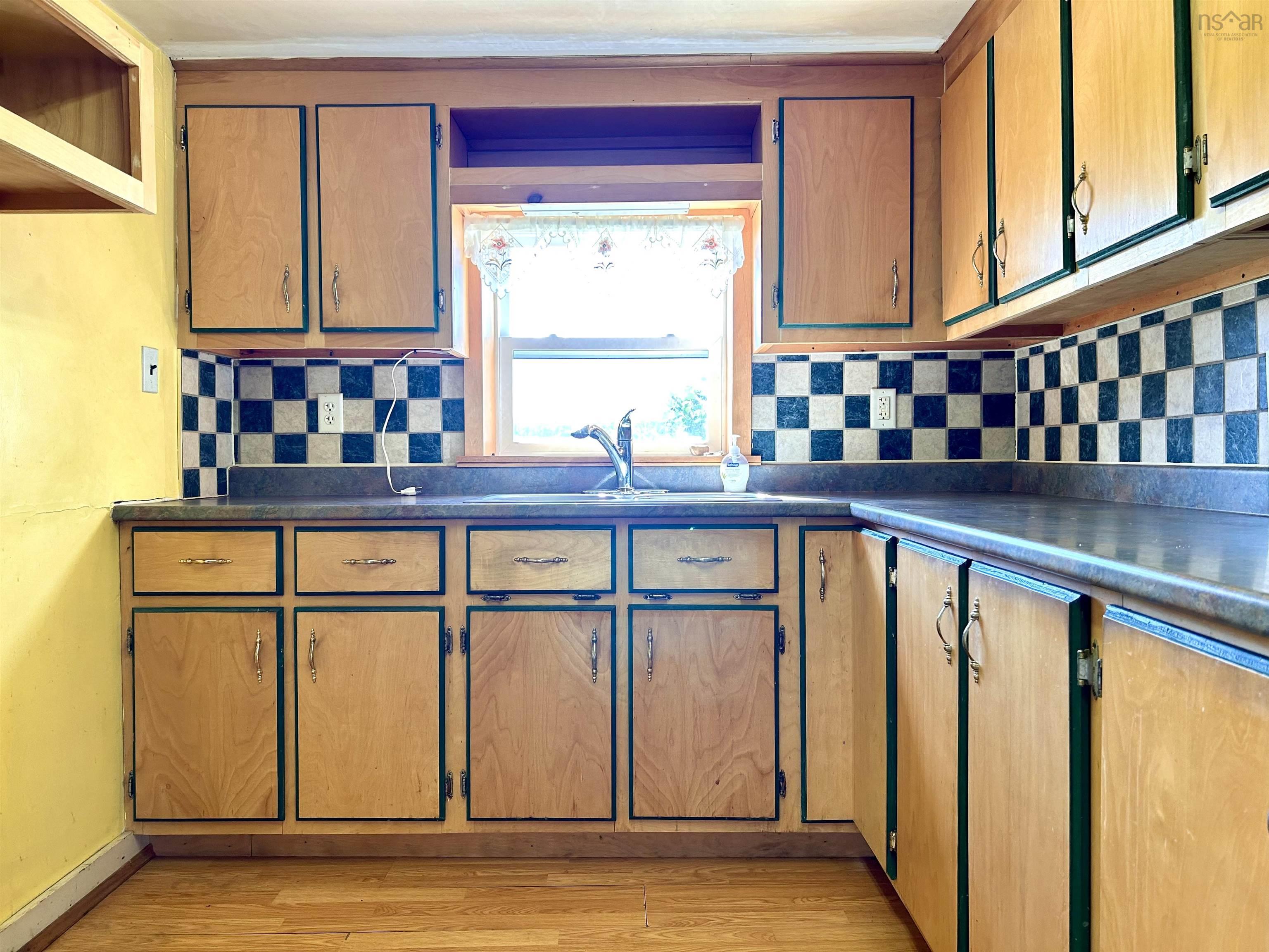 $159,900.00: 578 Lower Cove Road, Lower Cove