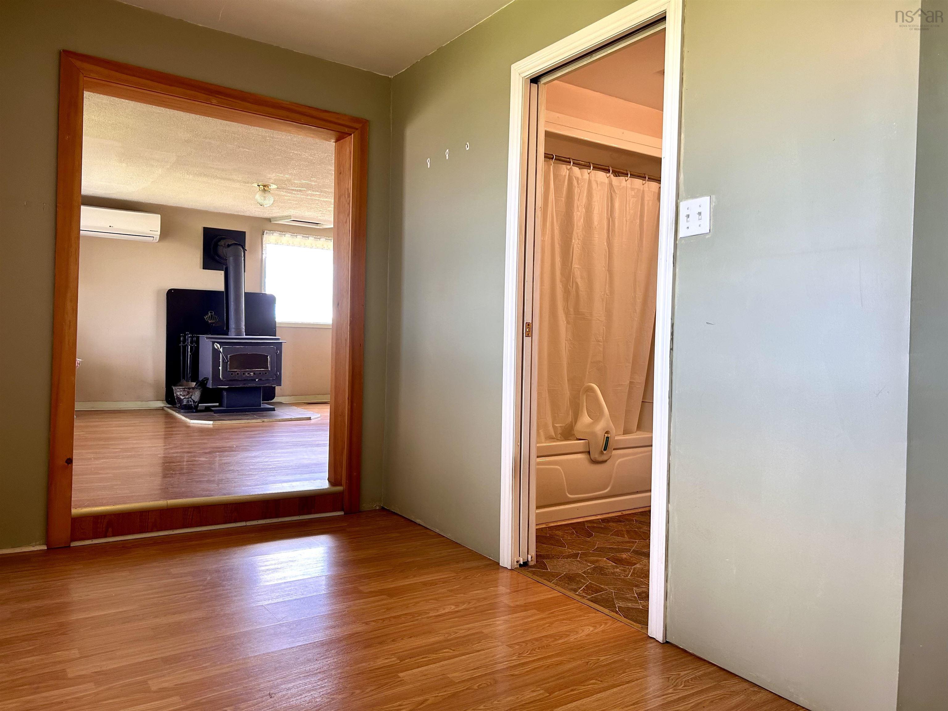 $159,900.00: 578 Lower Cove Road, Lower Cove