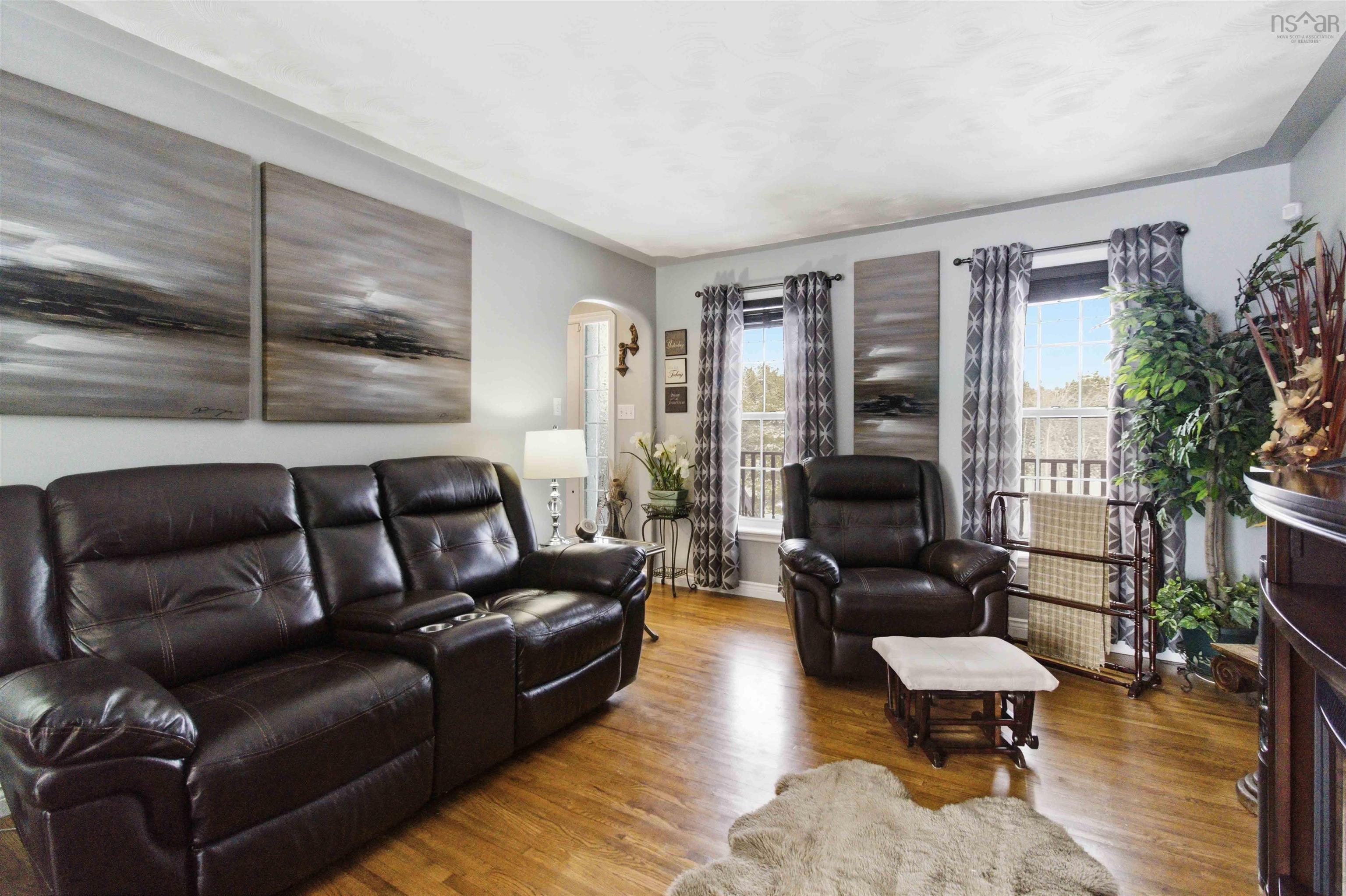 $850,000.00: 378 Kingswood Drive, Hammonds Plains