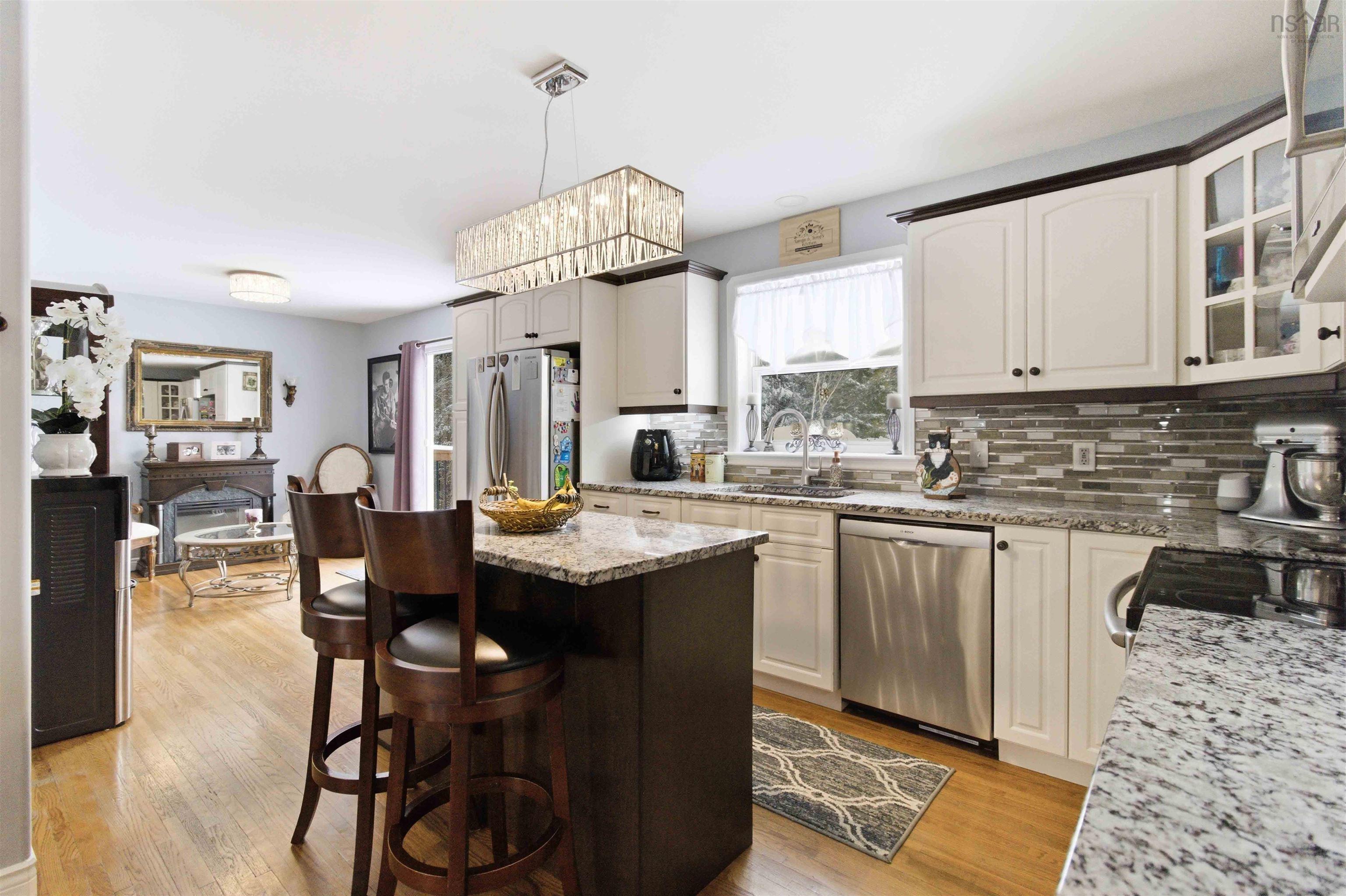 $850,000.00: 378 Kingswood Drive, Hammonds Plains