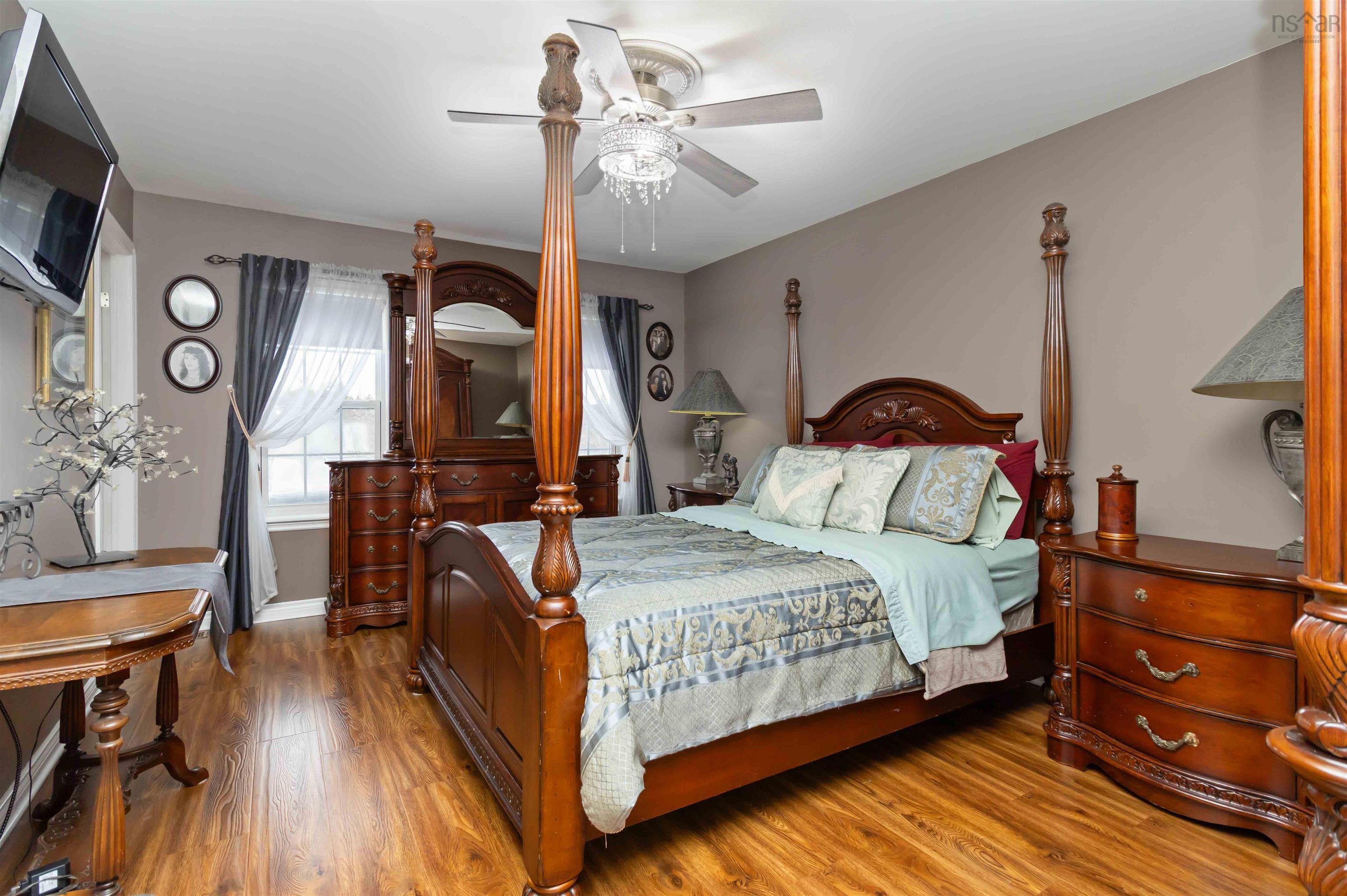 $850,000.00: 378 Kingswood Drive, Hammonds Plains