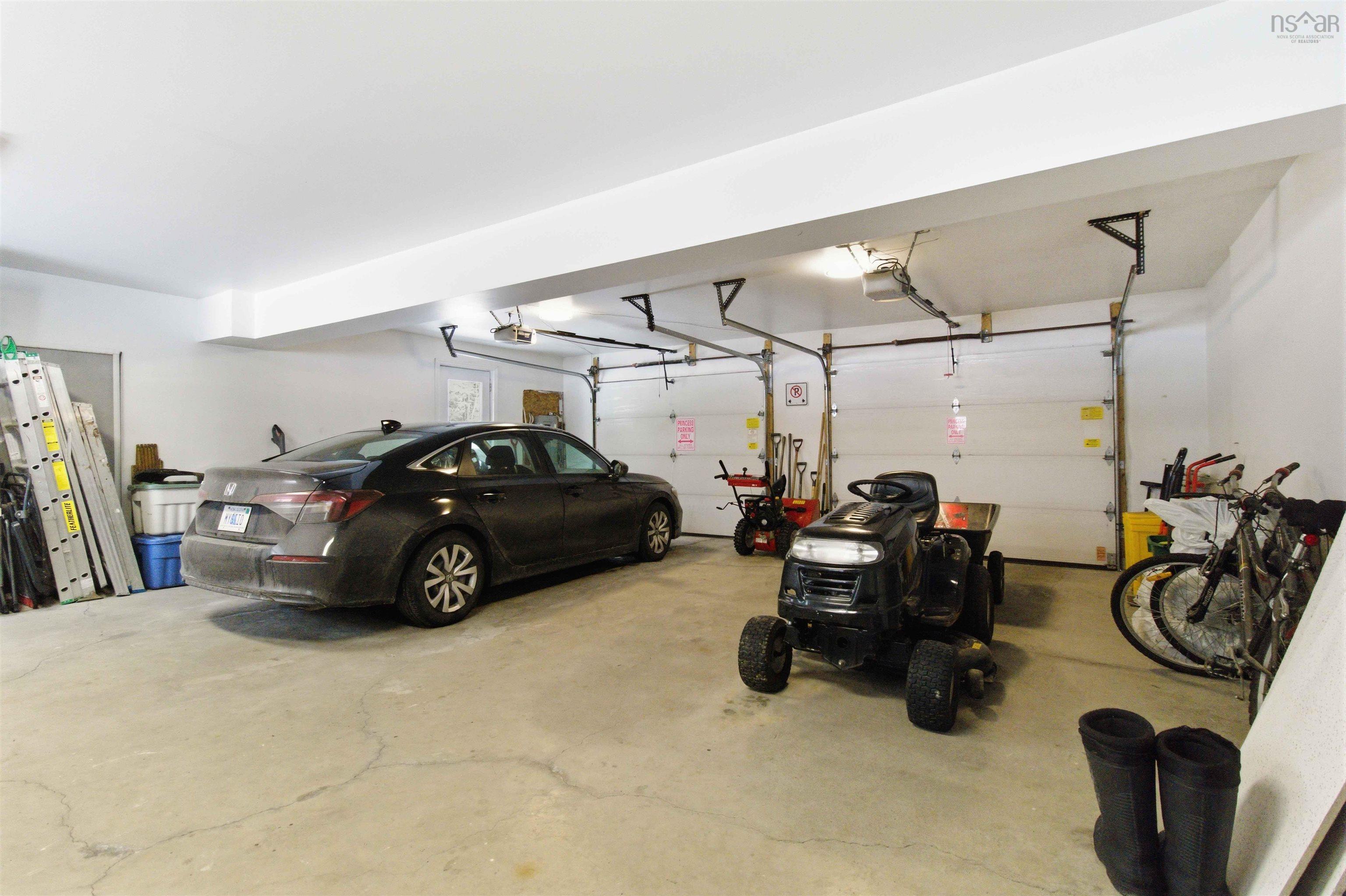 $850,000.00: 378 Kingswood Drive, Hammonds Plains