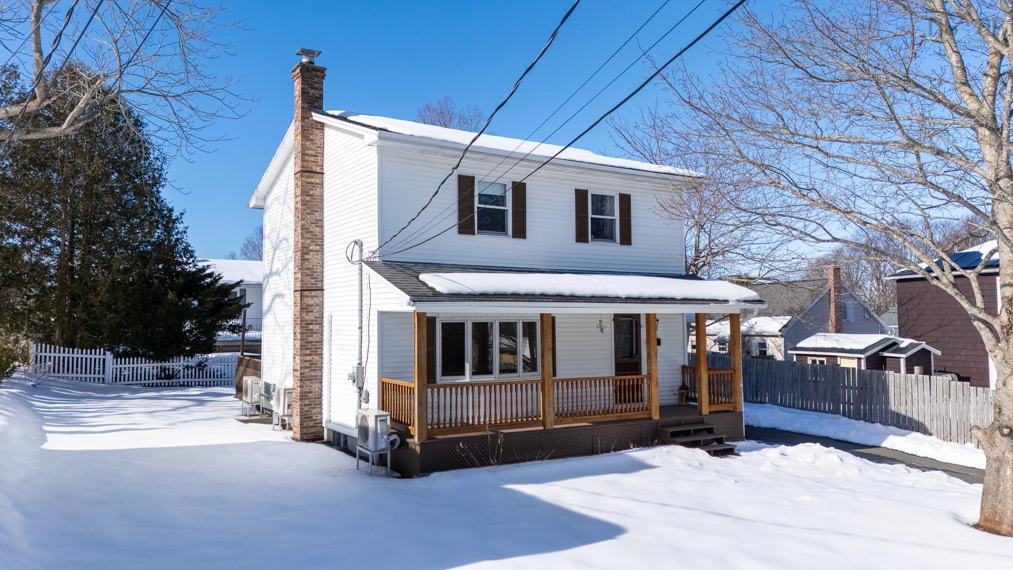 $469,000.00: 2 Foster Street, Kentville