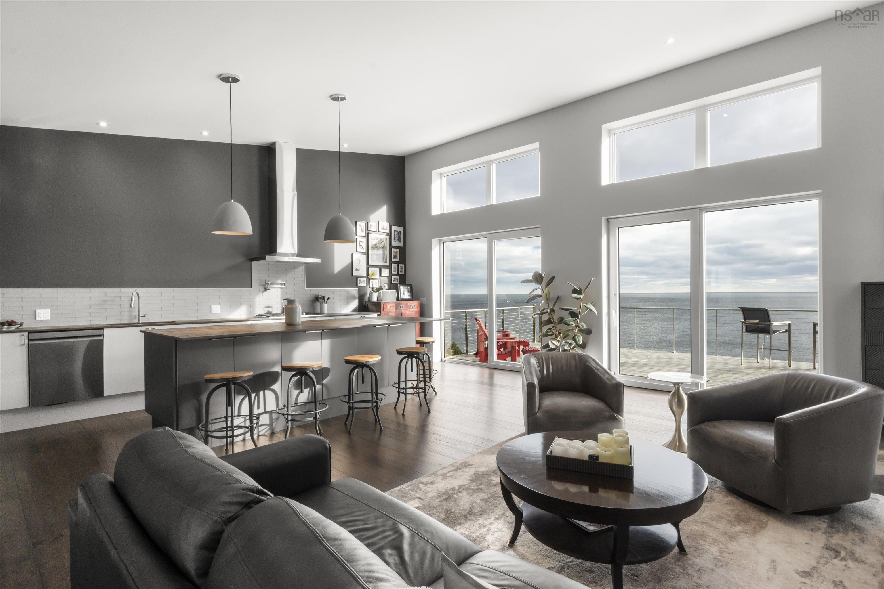 $1,195,000.00: 200 Middle Road, Kingsburg