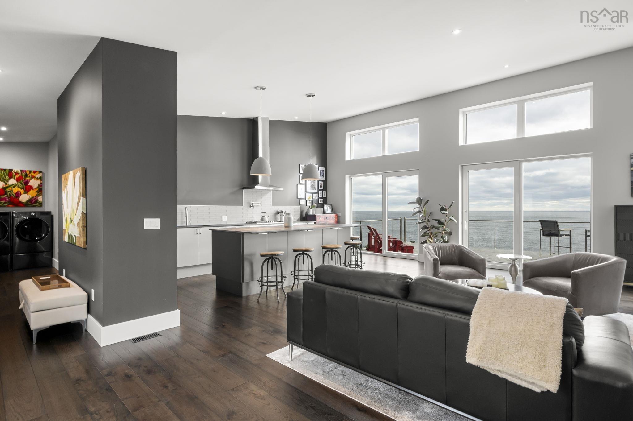 $1,195,000.00: 200 Middle Road, Kingsburg