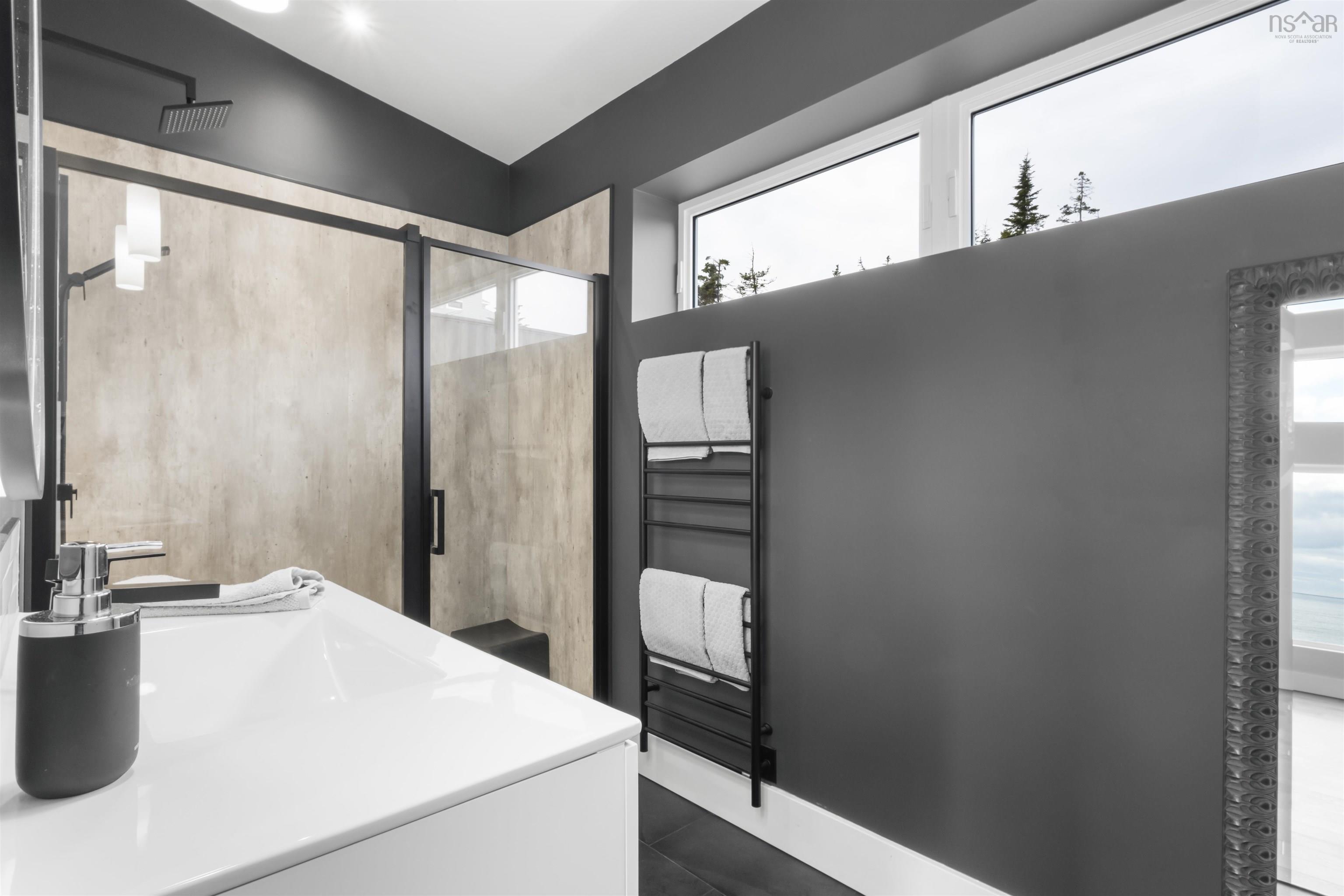 $1,195,000.00: 200 Middle Road, Kingsburg