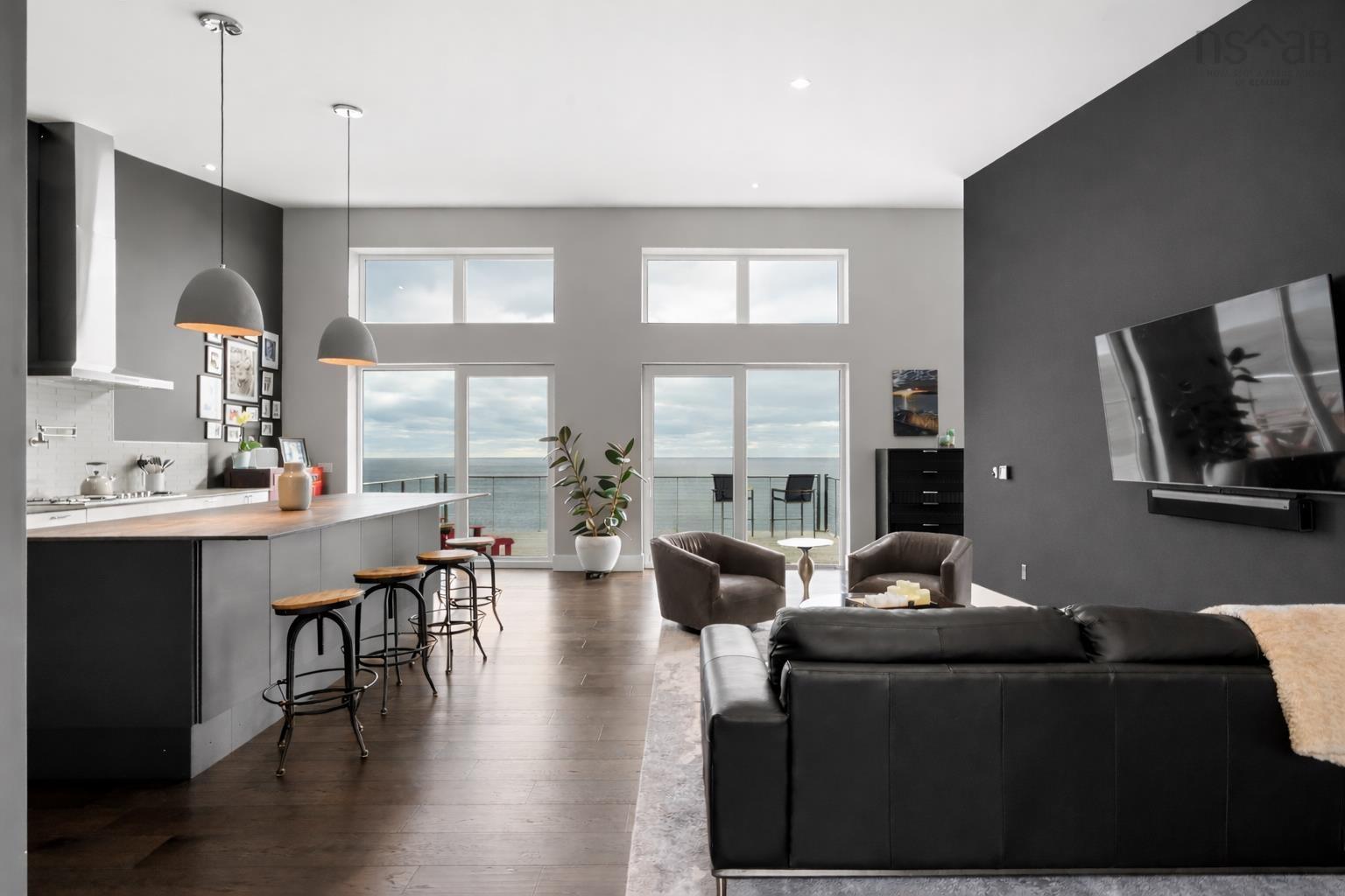 $1,195,000.00: 200 Middle Road, Kingsburg