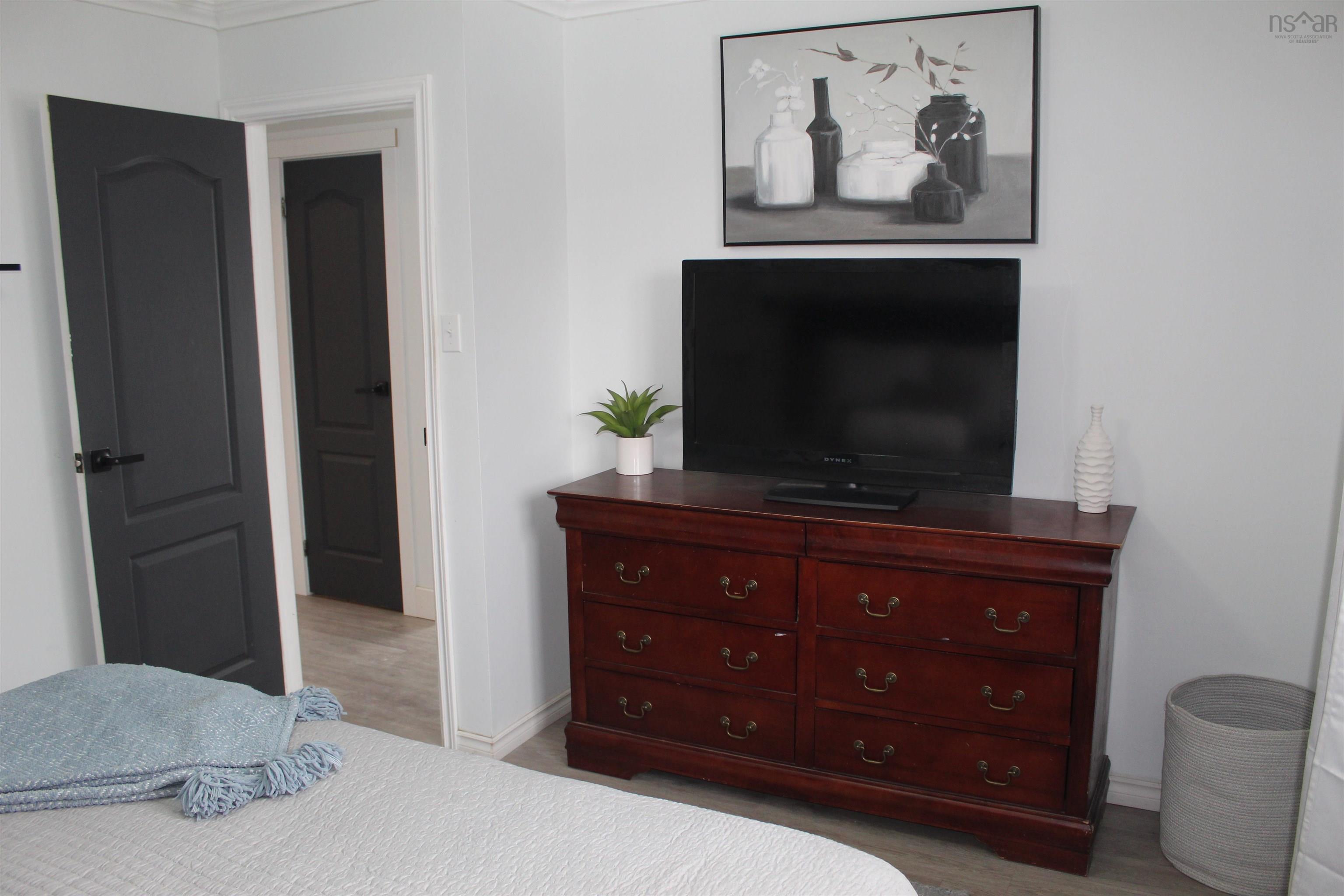 21 Mcdougall Avenue, Lower Sackville, NS (MLS 202603449)