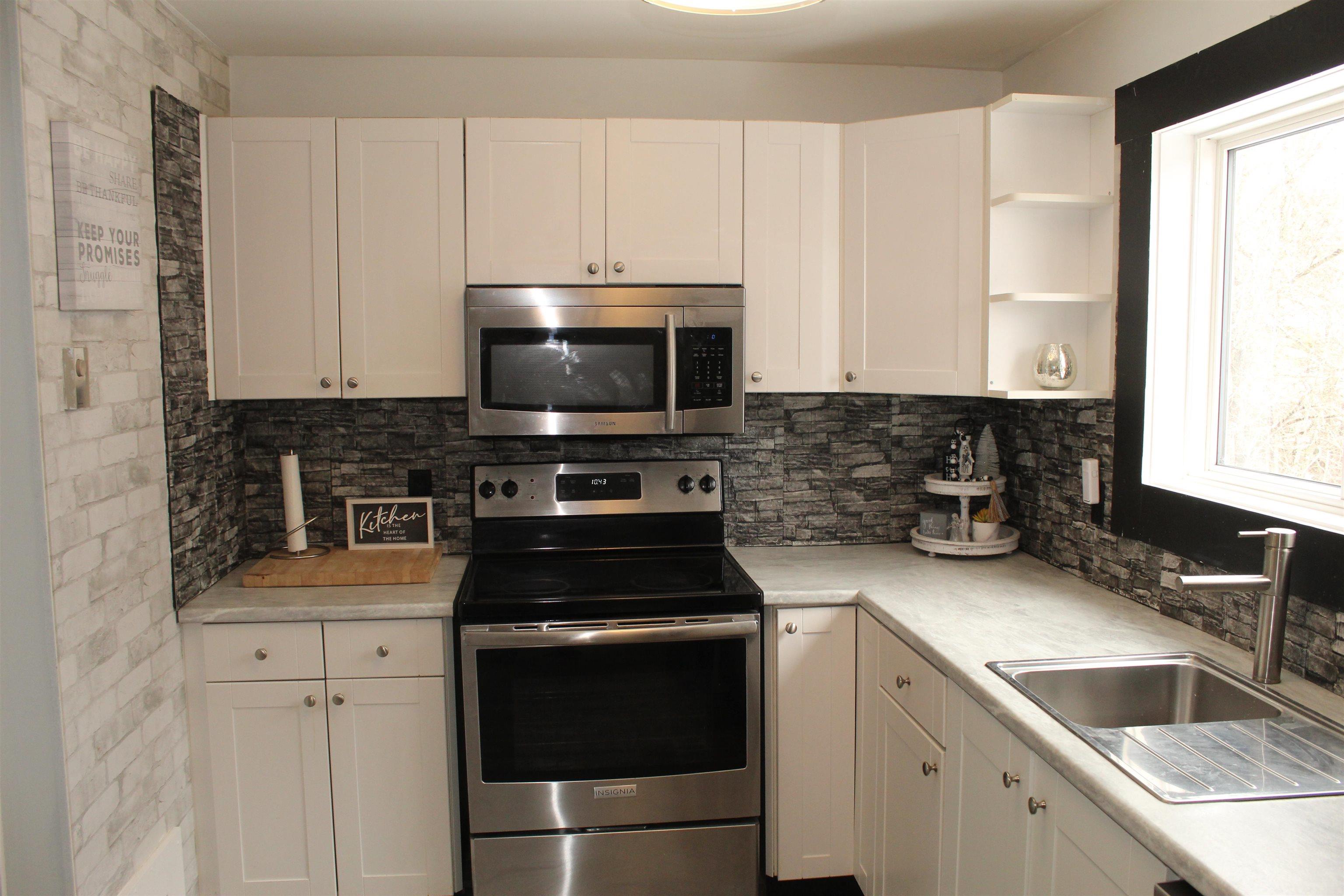 21 Mcdougall Avenue, Lower Sackville, NS (MLS 202603449)