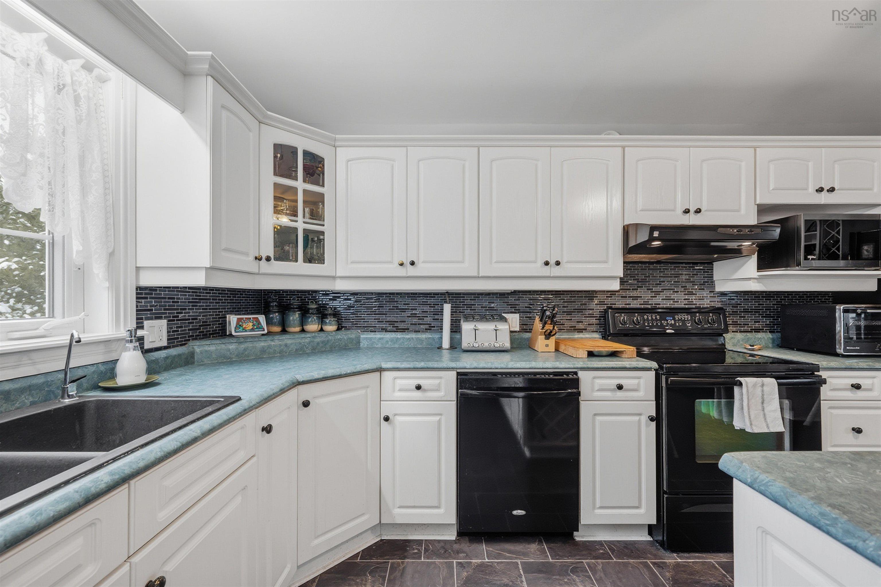 $659,000.00: 22 Gammon Lake Drive, Lawrencetown