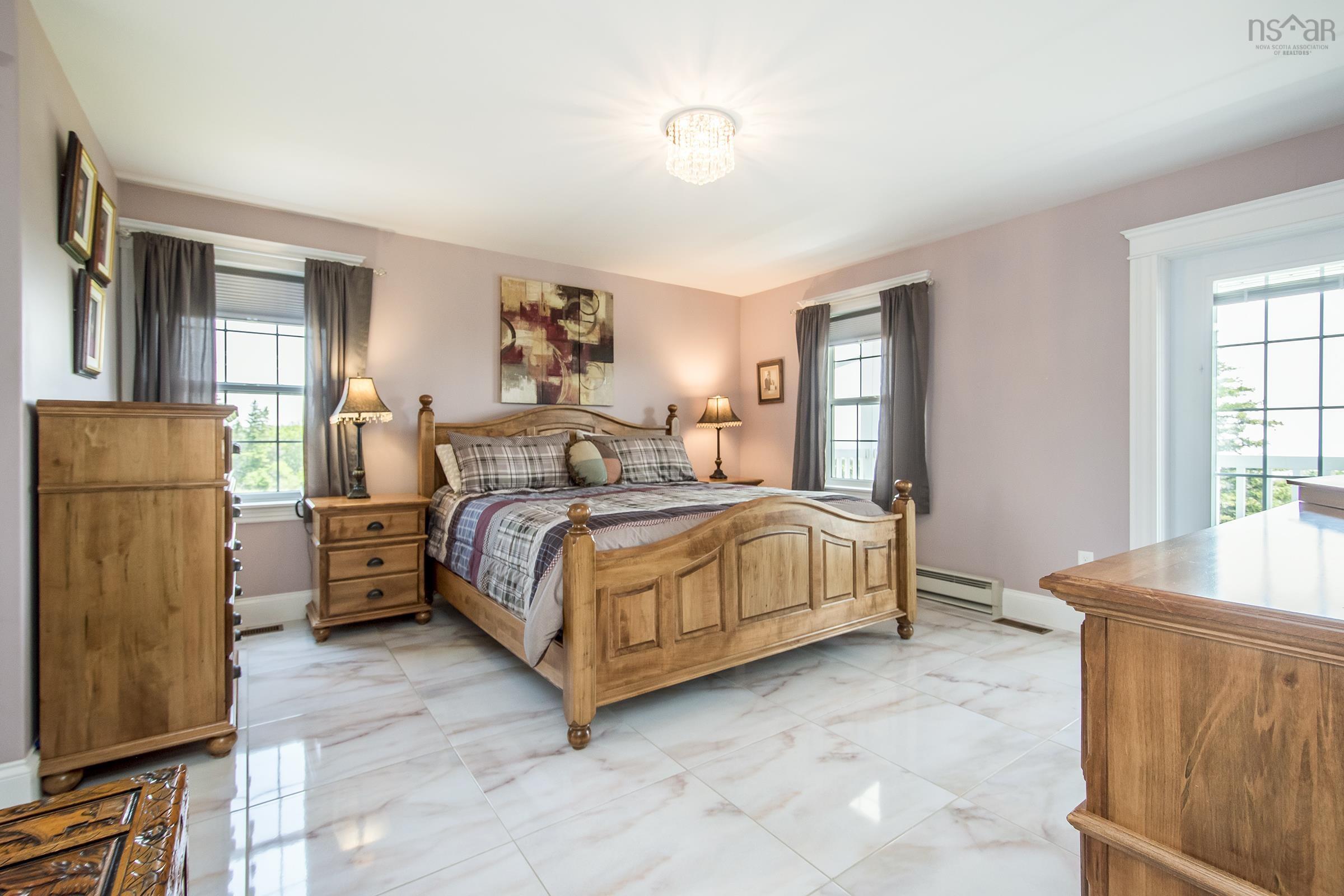 $998,900.00: 2569 Highway 2, Carrs Brook