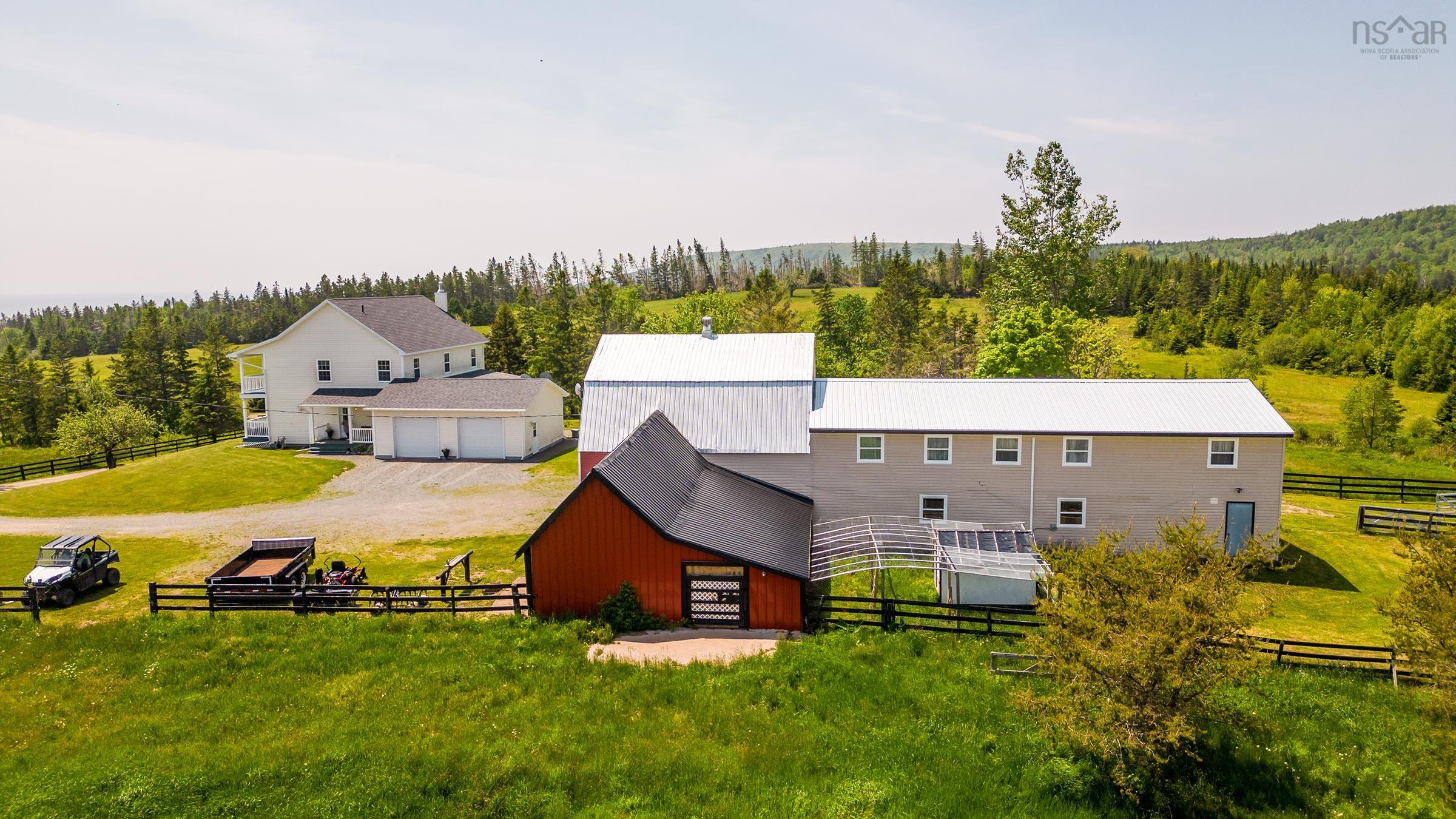 $998,900.00: 2569 Highway 2, Carrs Brook