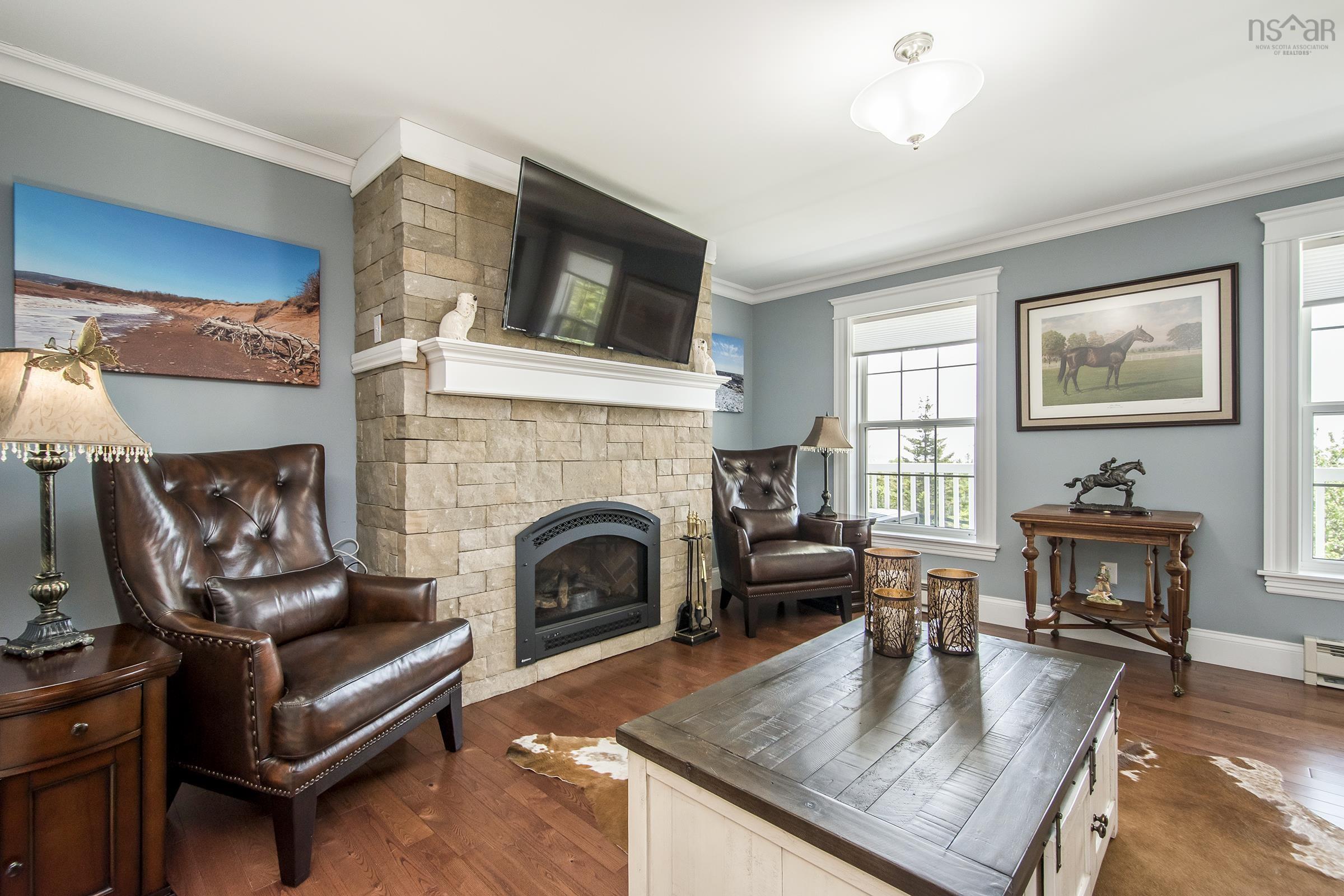 $998,900.00: 2569 Highway 2, Carrs Brook