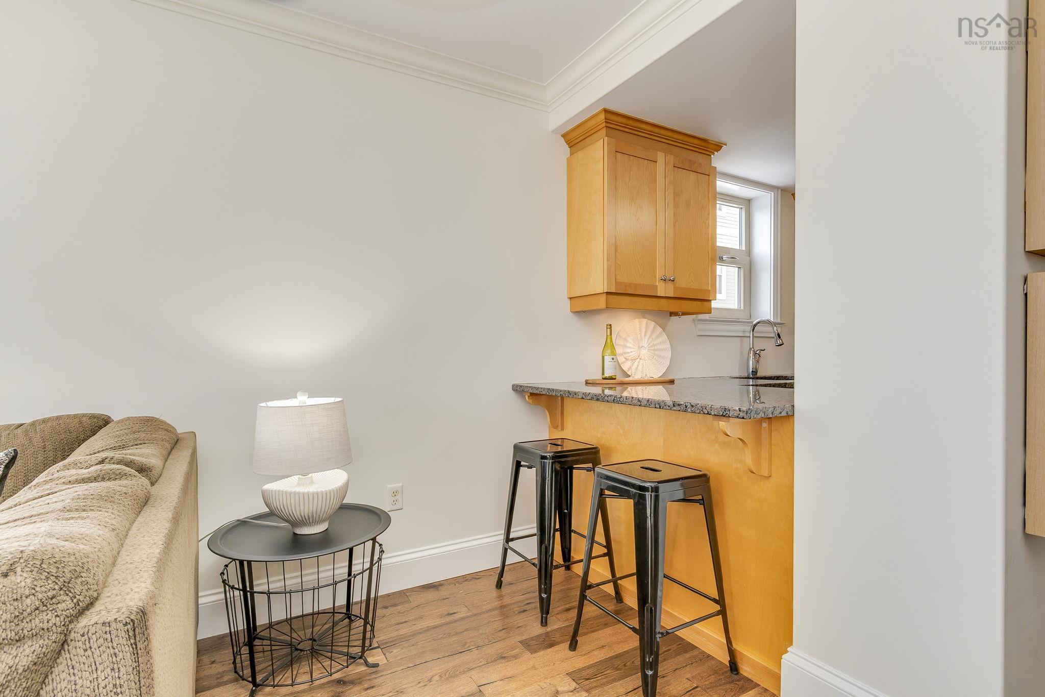 $499,900.00: 600 200 Crown Drive, Halifax