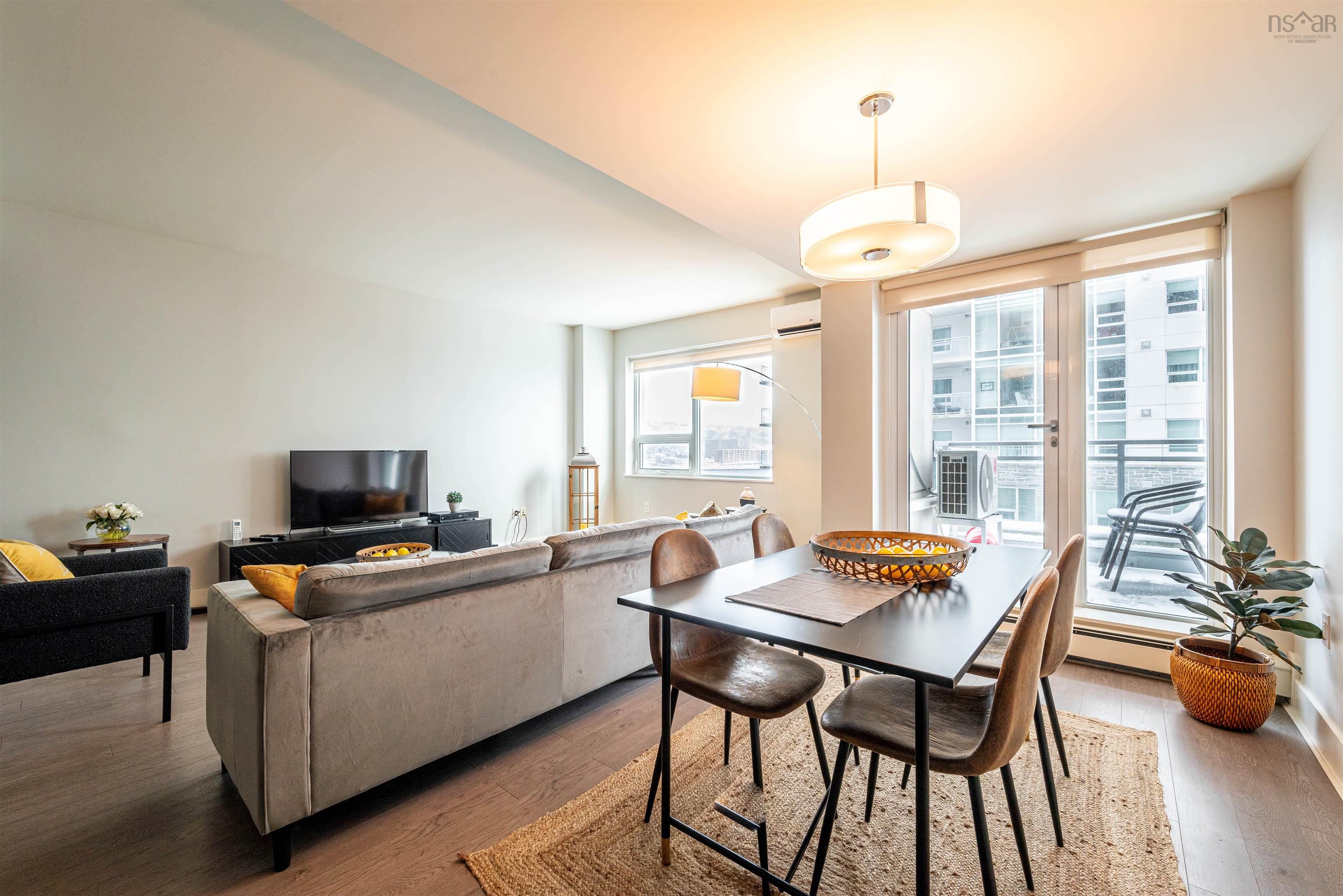 $475,000.00: 403 15 Kings Wharf Place, Dartmouth