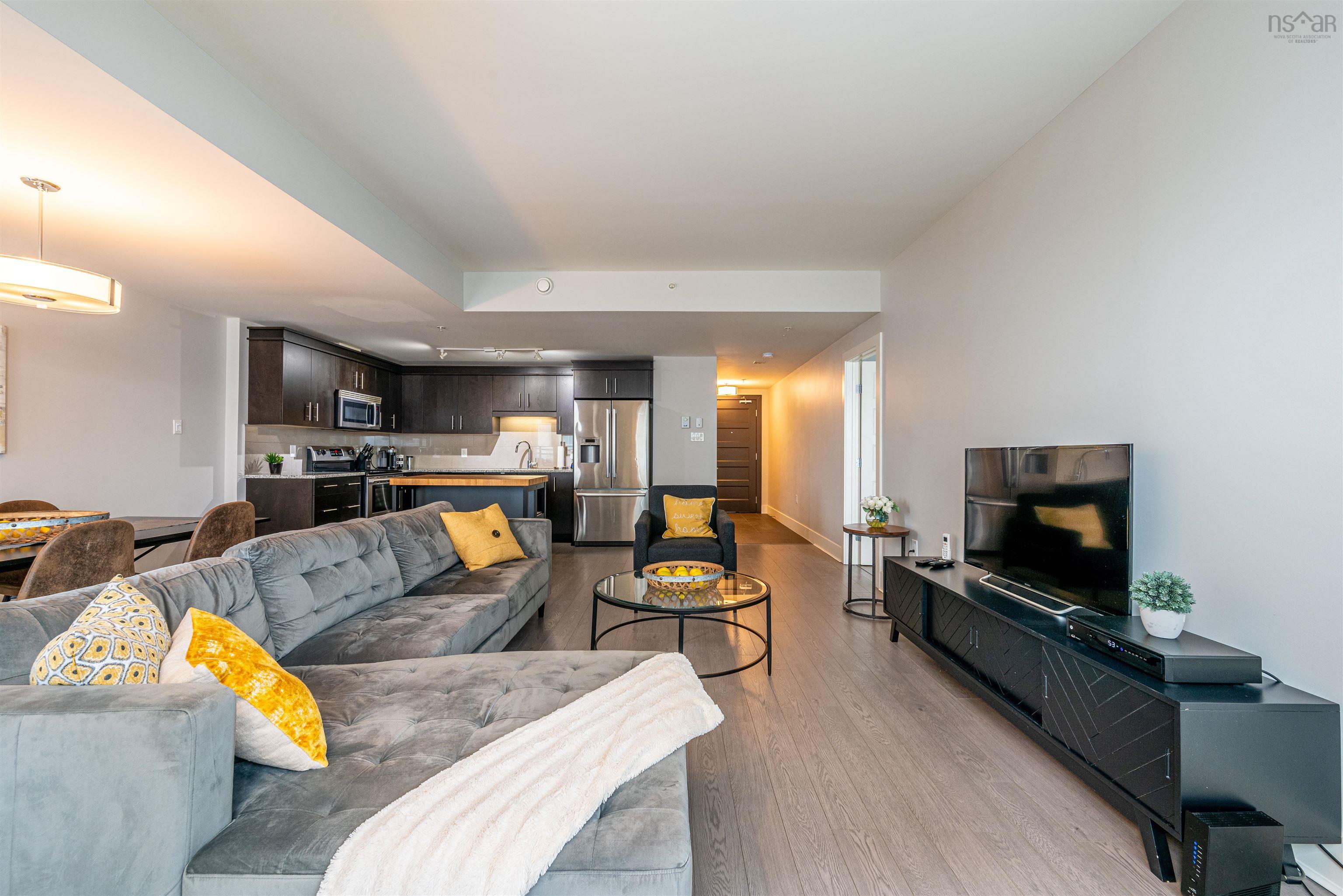 $475,000.00: 403 15 Kings Wharf Place, Dartmouth