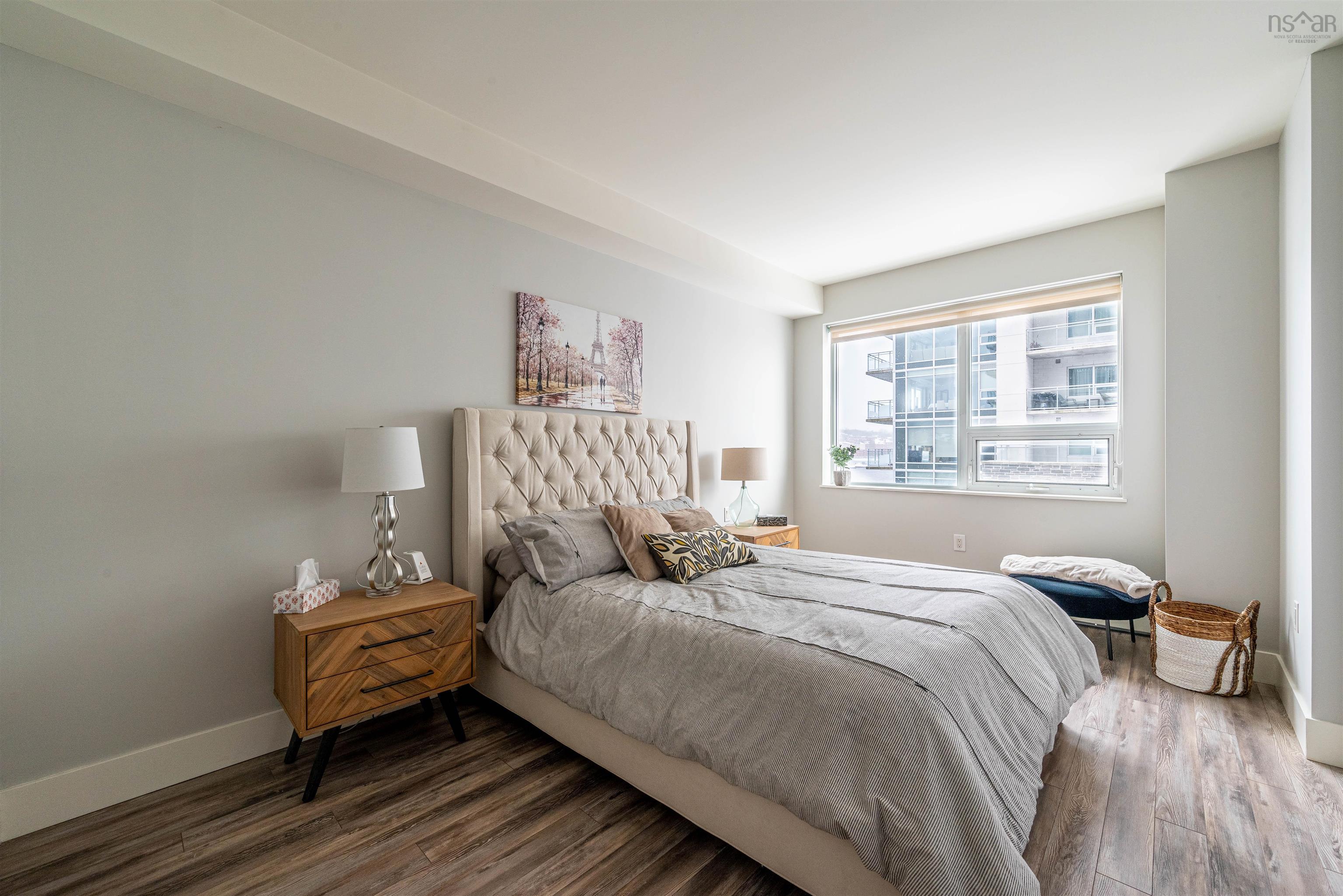 $475,000.00: 403 15 Kings Wharf Place, Dartmouth