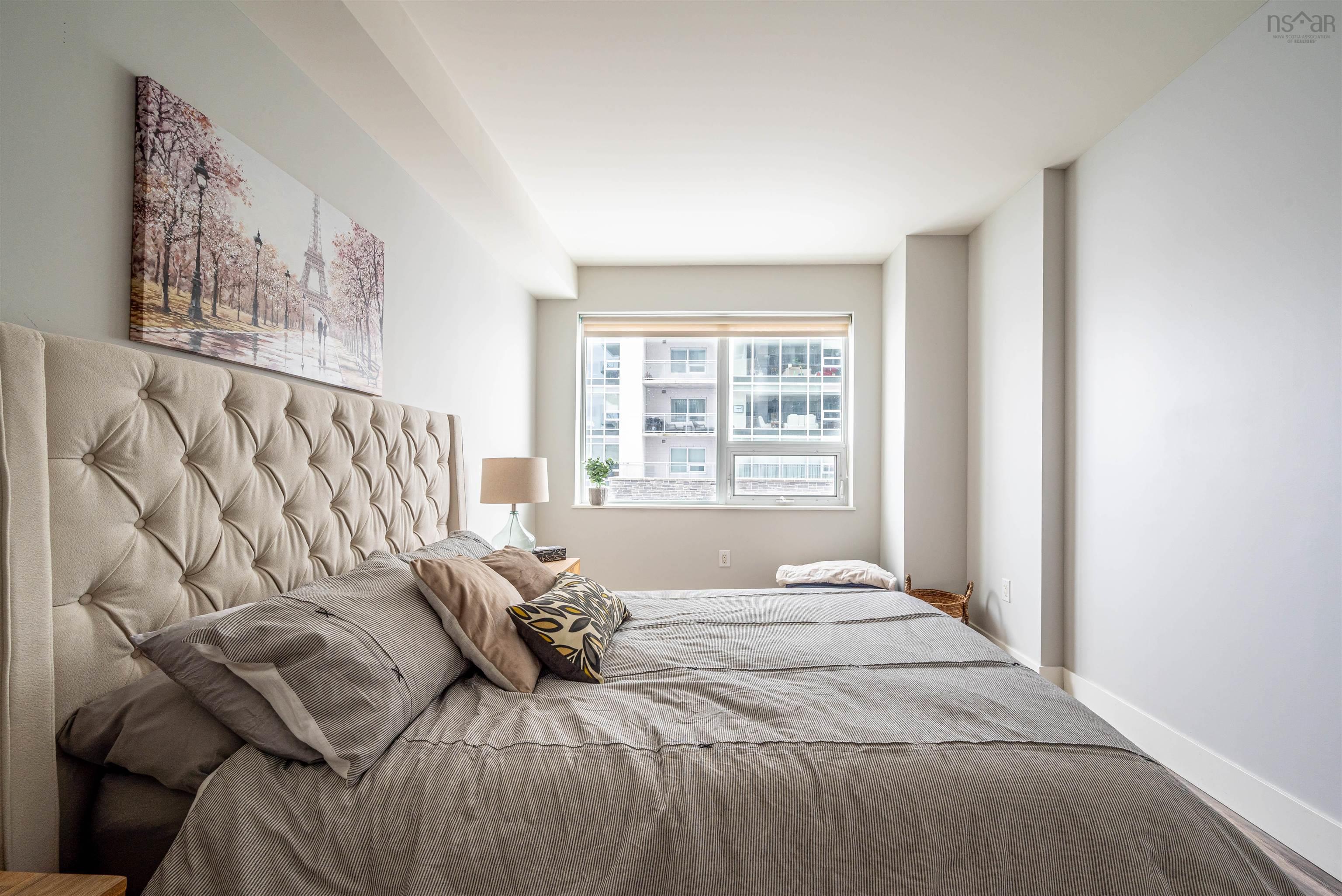 $475,000.00: 403 15 Kings Wharf Place, Dartmouth