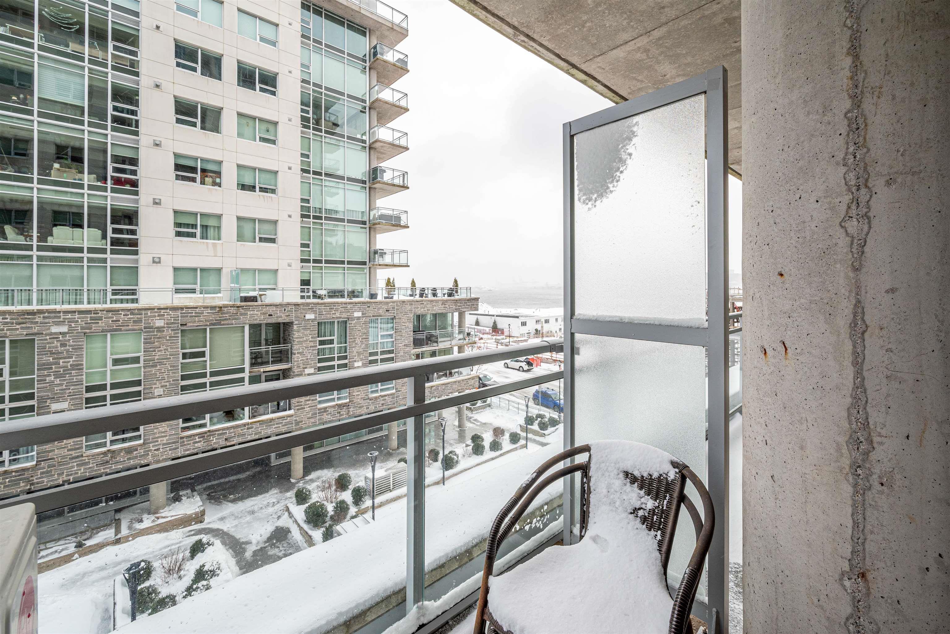 $475,000.00: 403 15 Kings Wharf Place, Dartmouth