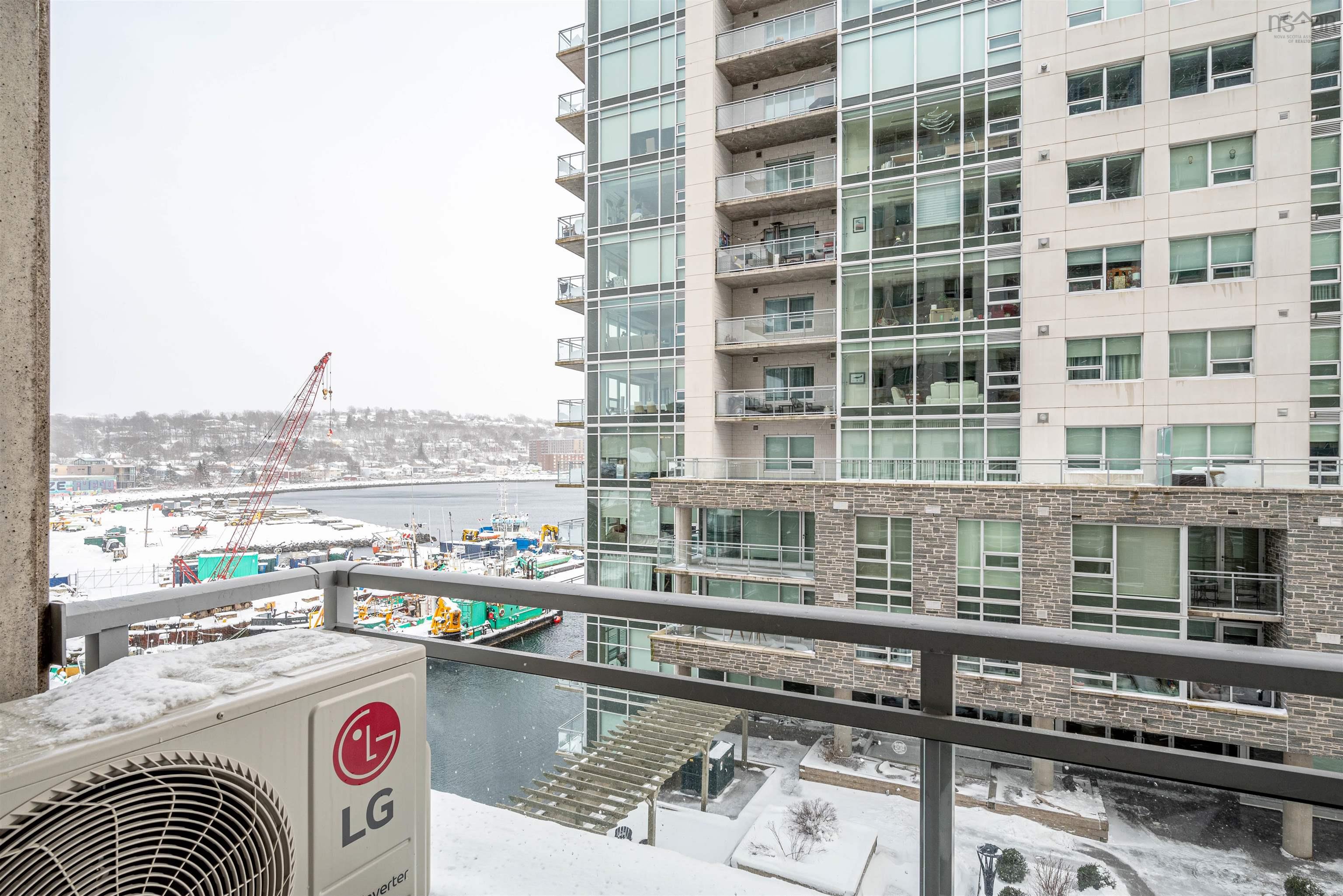 $475,000.00: 403 15 Kings Wharf Place, Dartmouth