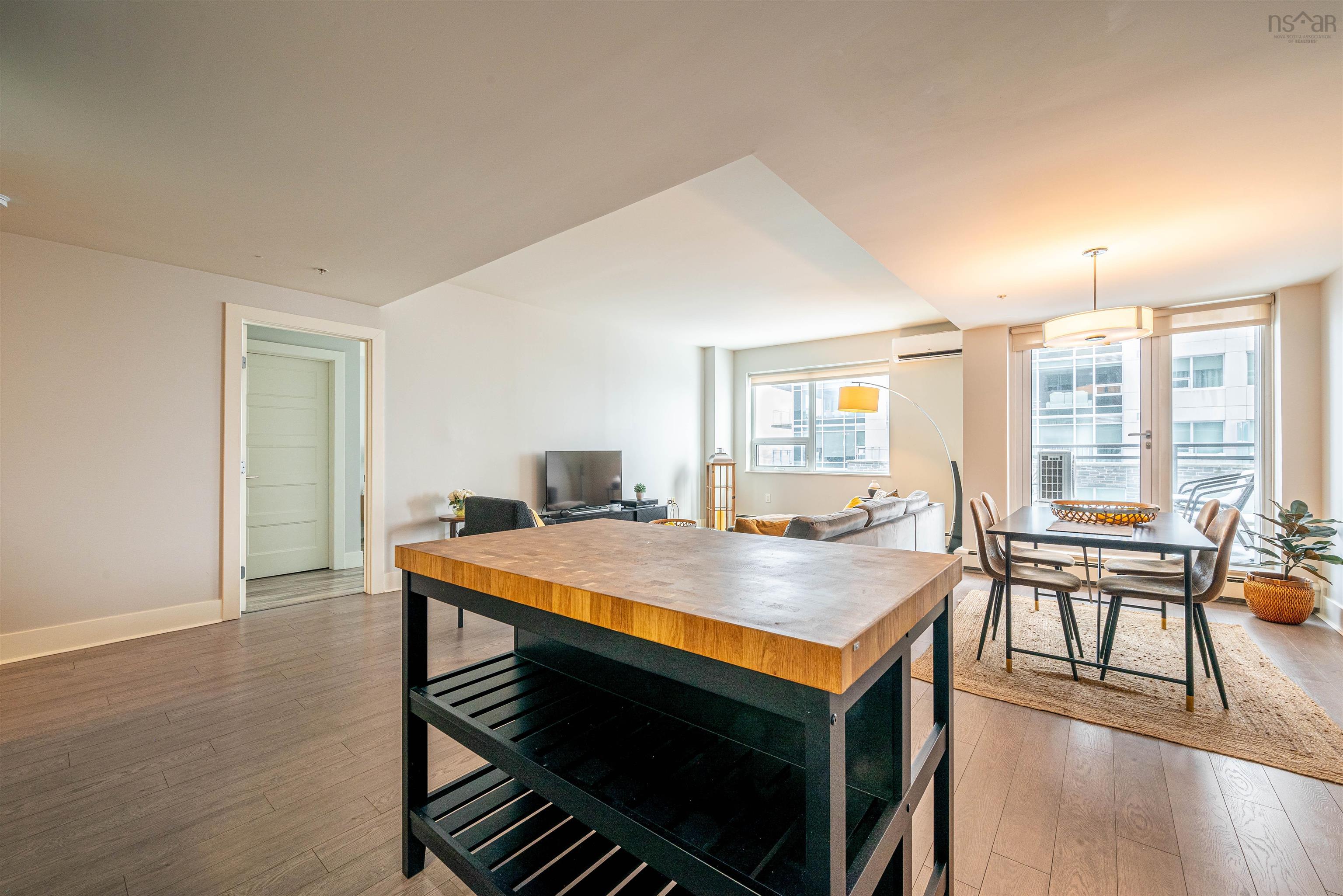 $475,000.00: 403 15 Kings Wharf Place, Dartmouth