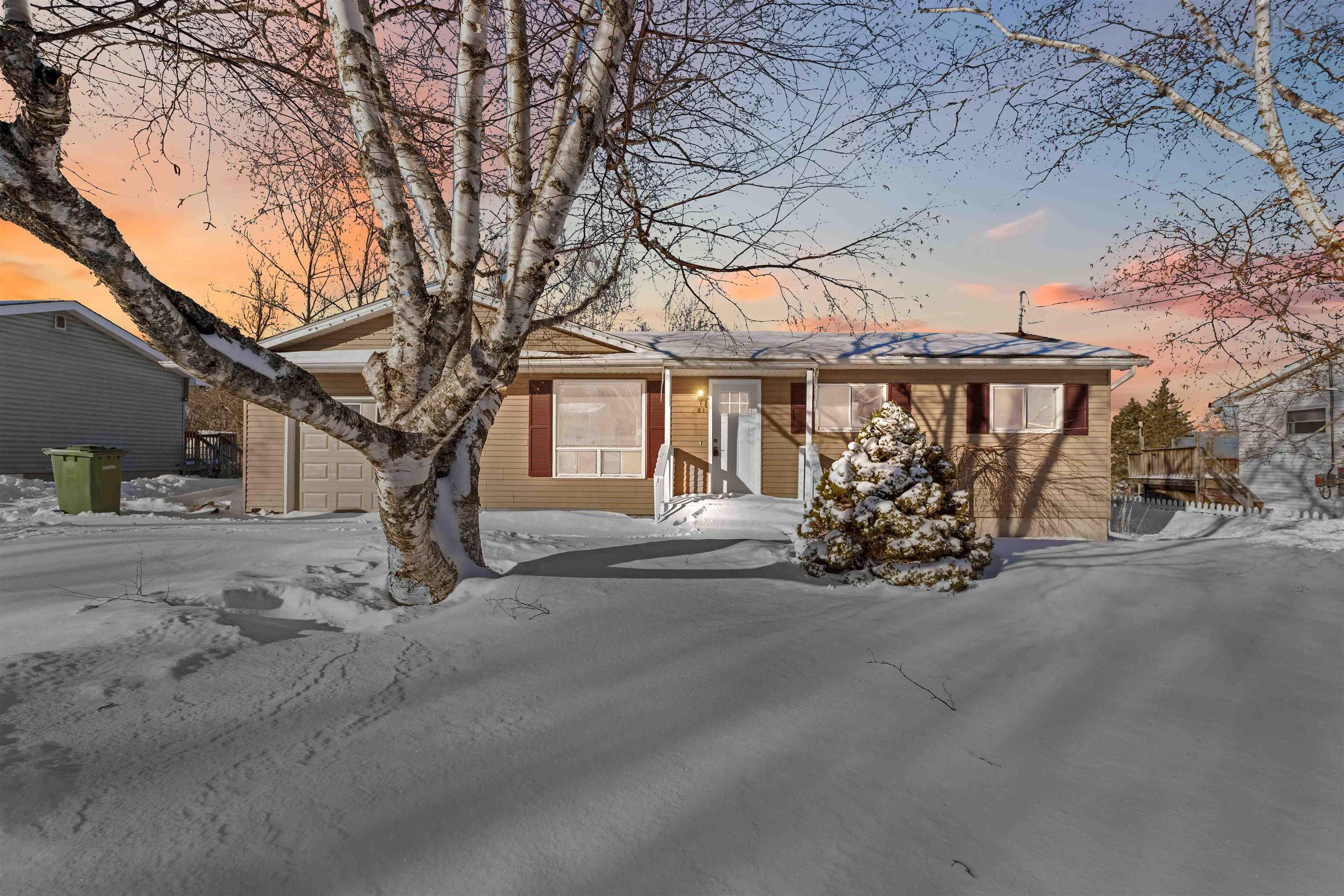 21 Sherry Avenue, Kentville, NS (MLS® 202603464) | Kentville Real Estate | RE/MAX Halifax