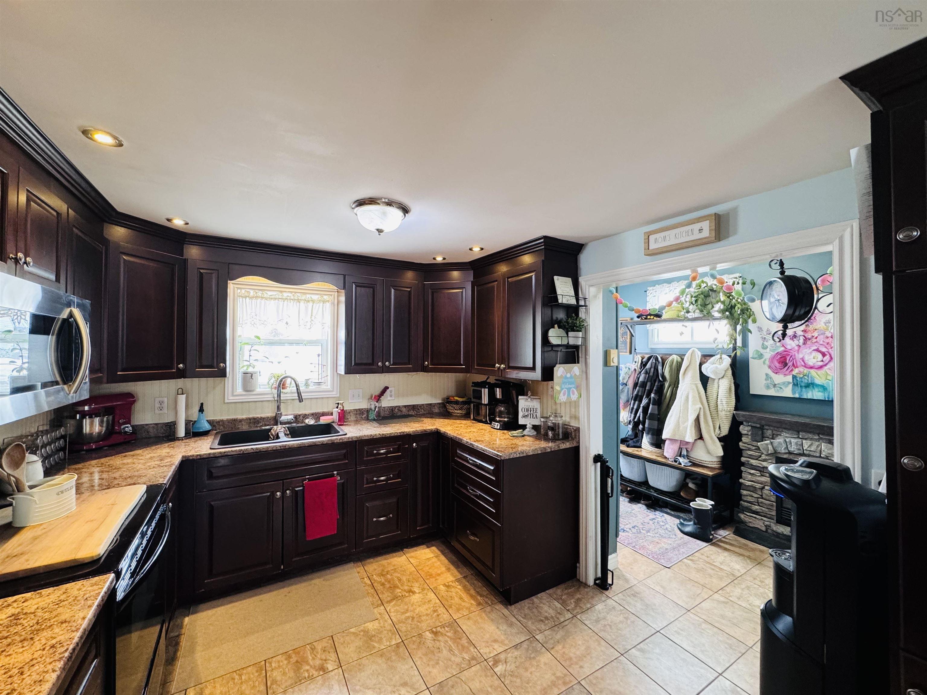 $424,900.00: 400 Pictou Road, Bible Hill