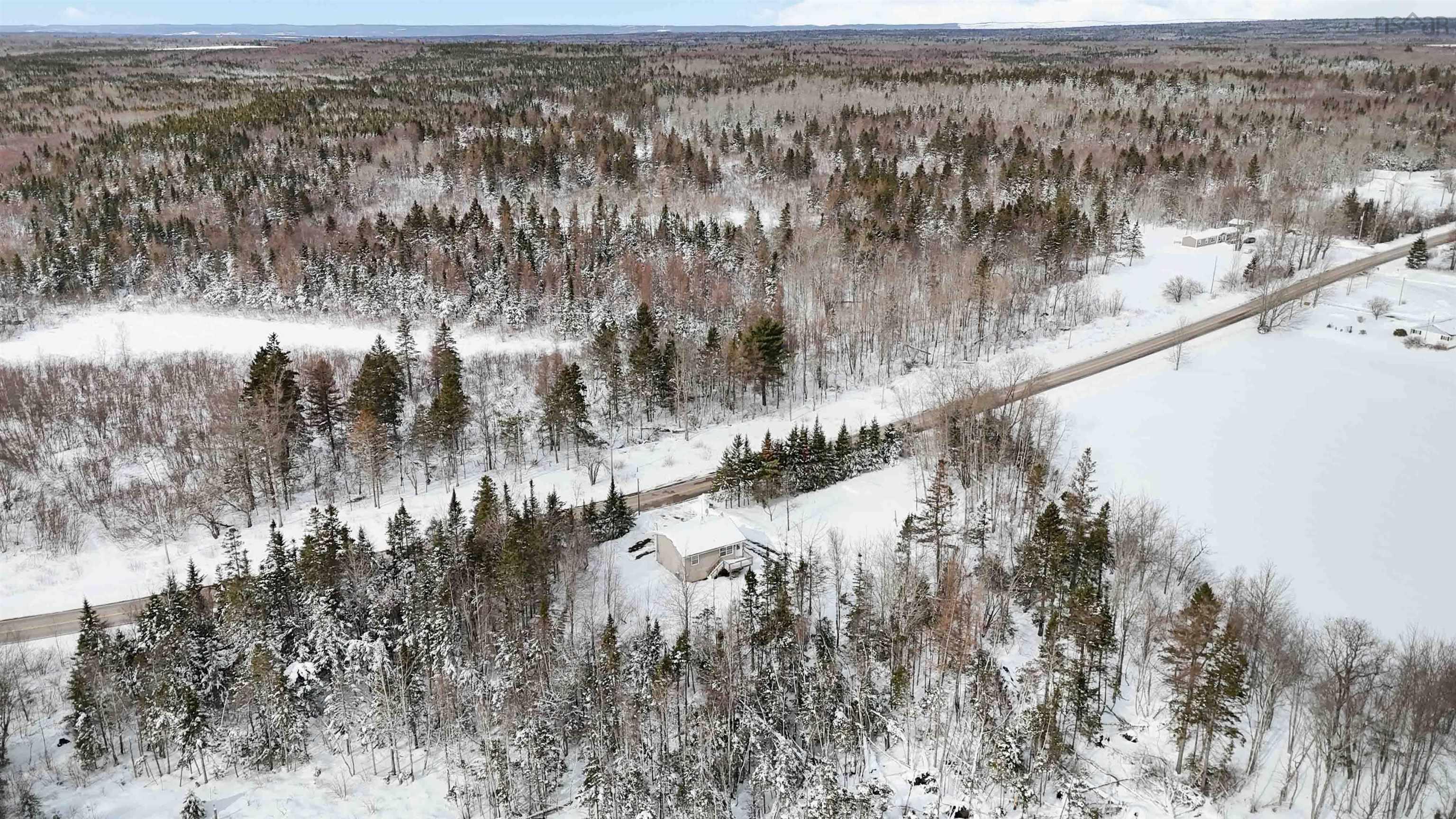 $399,900.00: 6324 Highway 236, Five Mile River