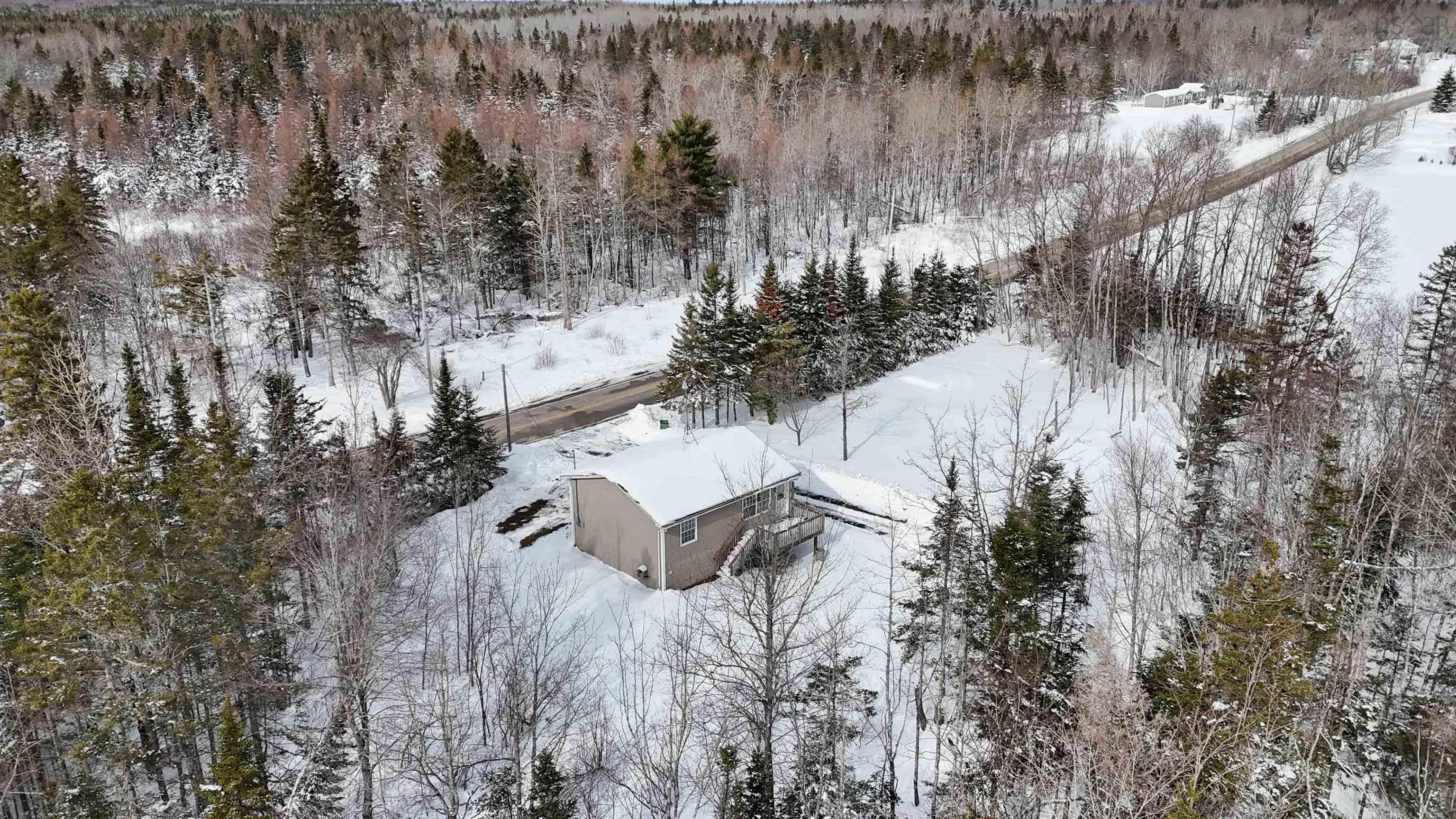 $399,900.00: 6324 Highway 236, Five Mile River