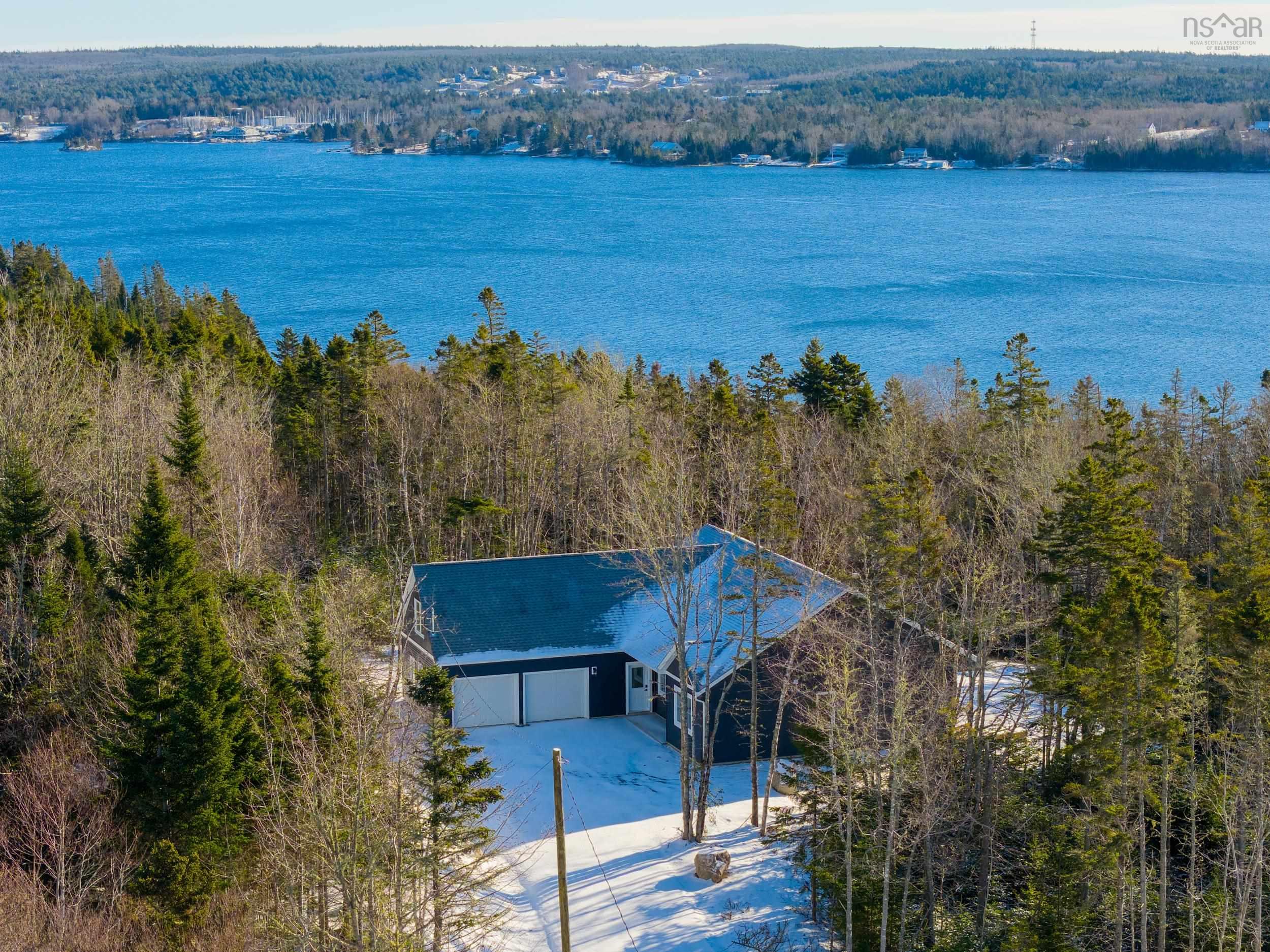 85 Hillside Drive, Boutiliers Point, NS (MLS 202603477)