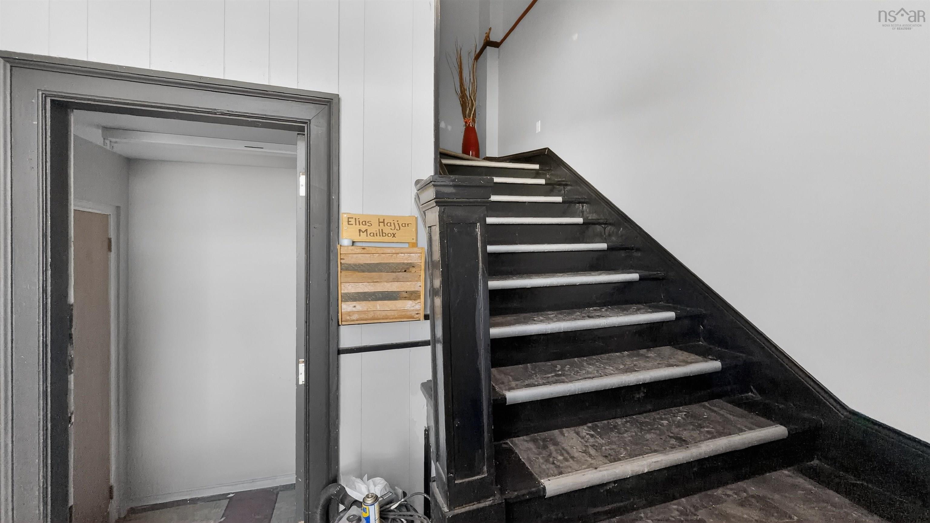 $739,900.00: 2 Archibald Avenue, North Sydney