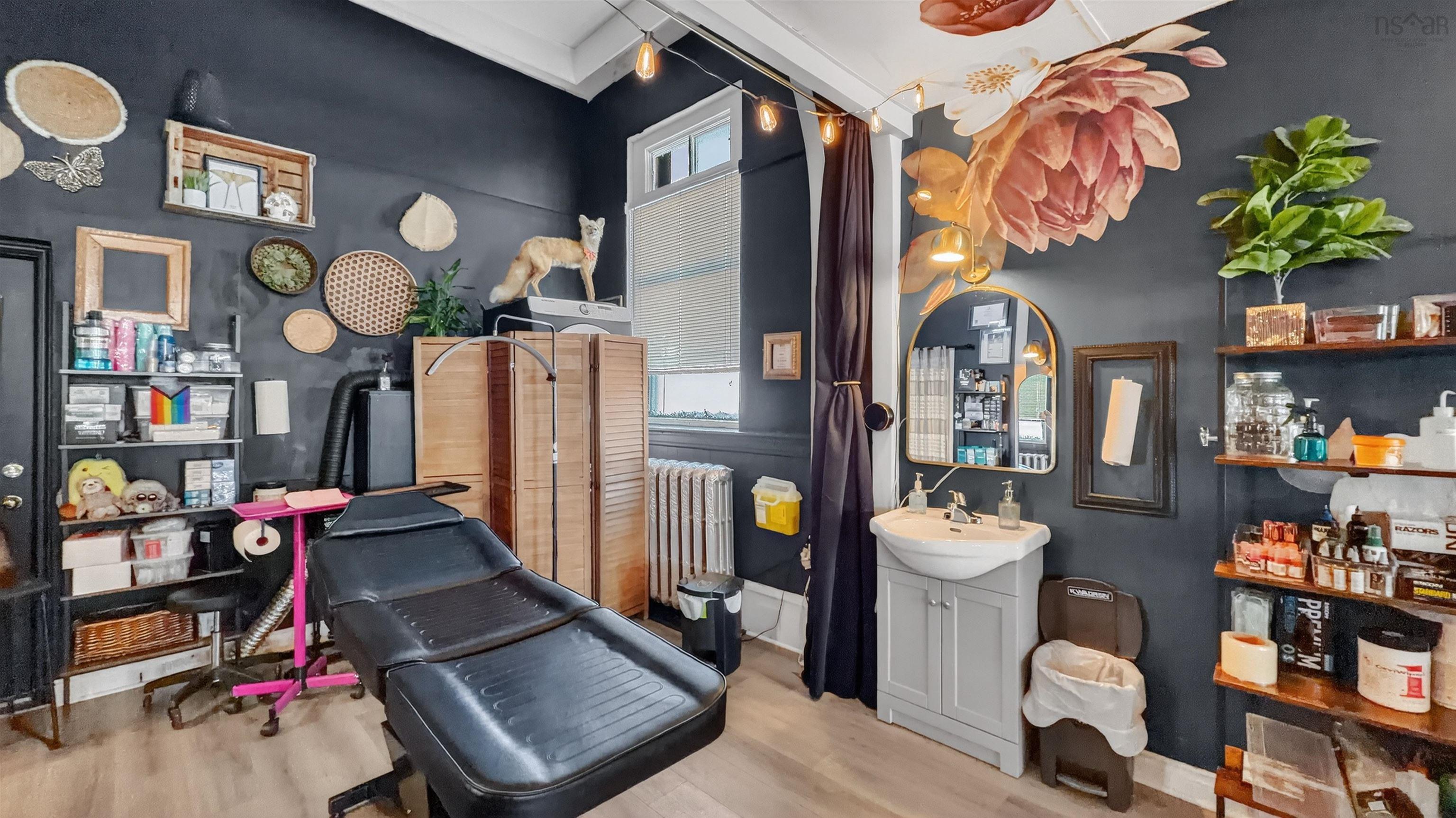 $739,900.00: 2 Archibald Avenue, North Sydney