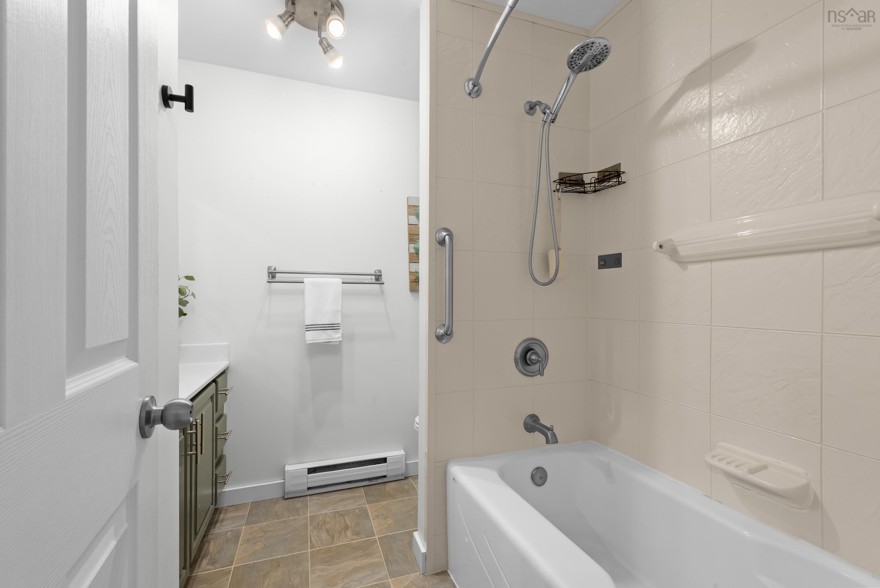 101 2 Lombardy Lane, Dartmouth, NS (MLS 202603490)