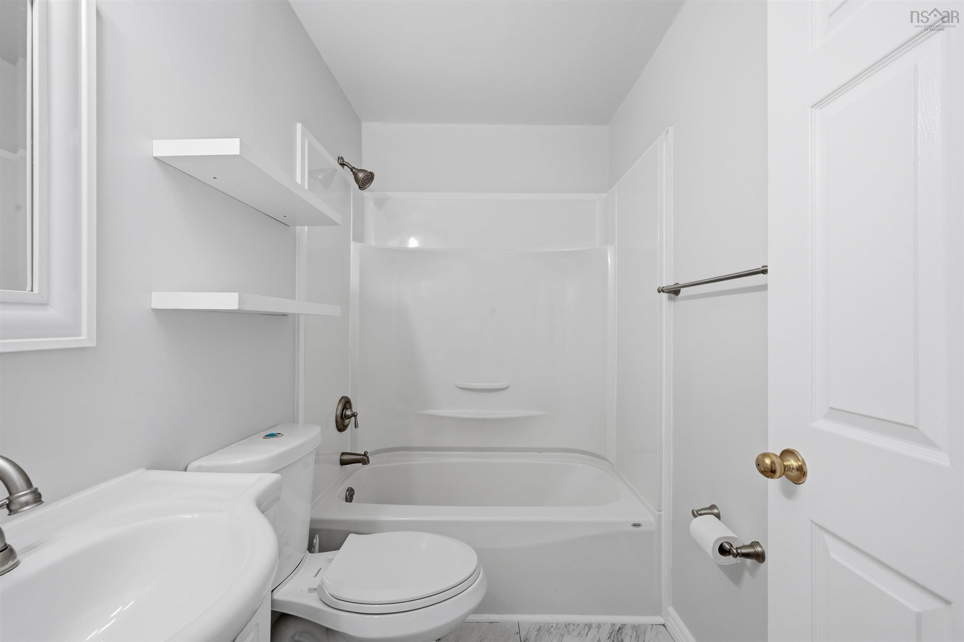 204 182 Farnham Gate Road, Halifax, NS (MLS 202603491)