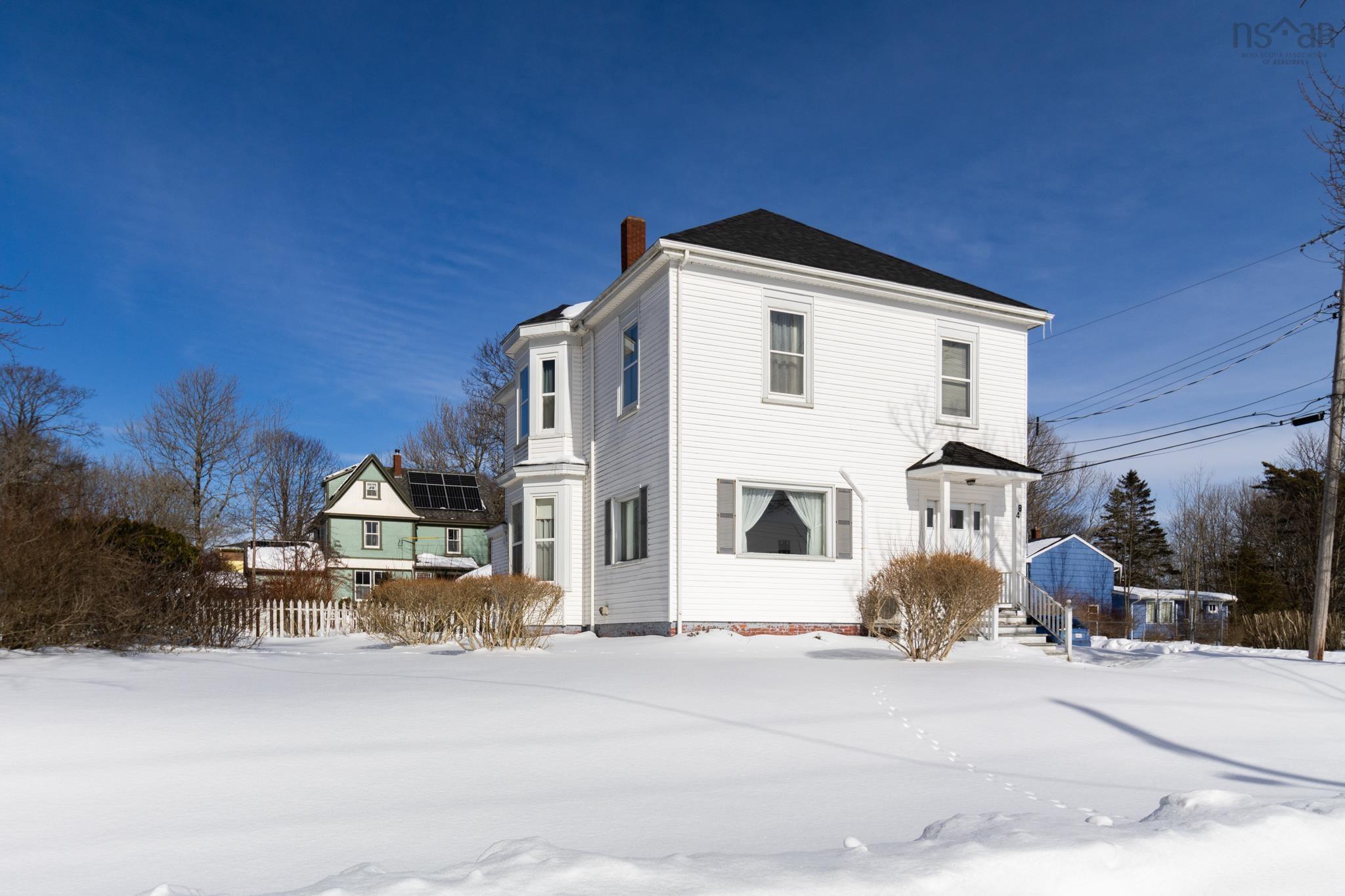 $279,900.00: 48 Albert Street, Yarmouth