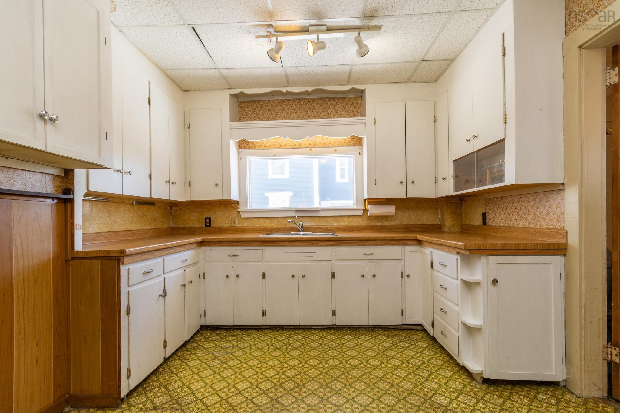 $279,900.00: 48 Albert Street, Yarmouth