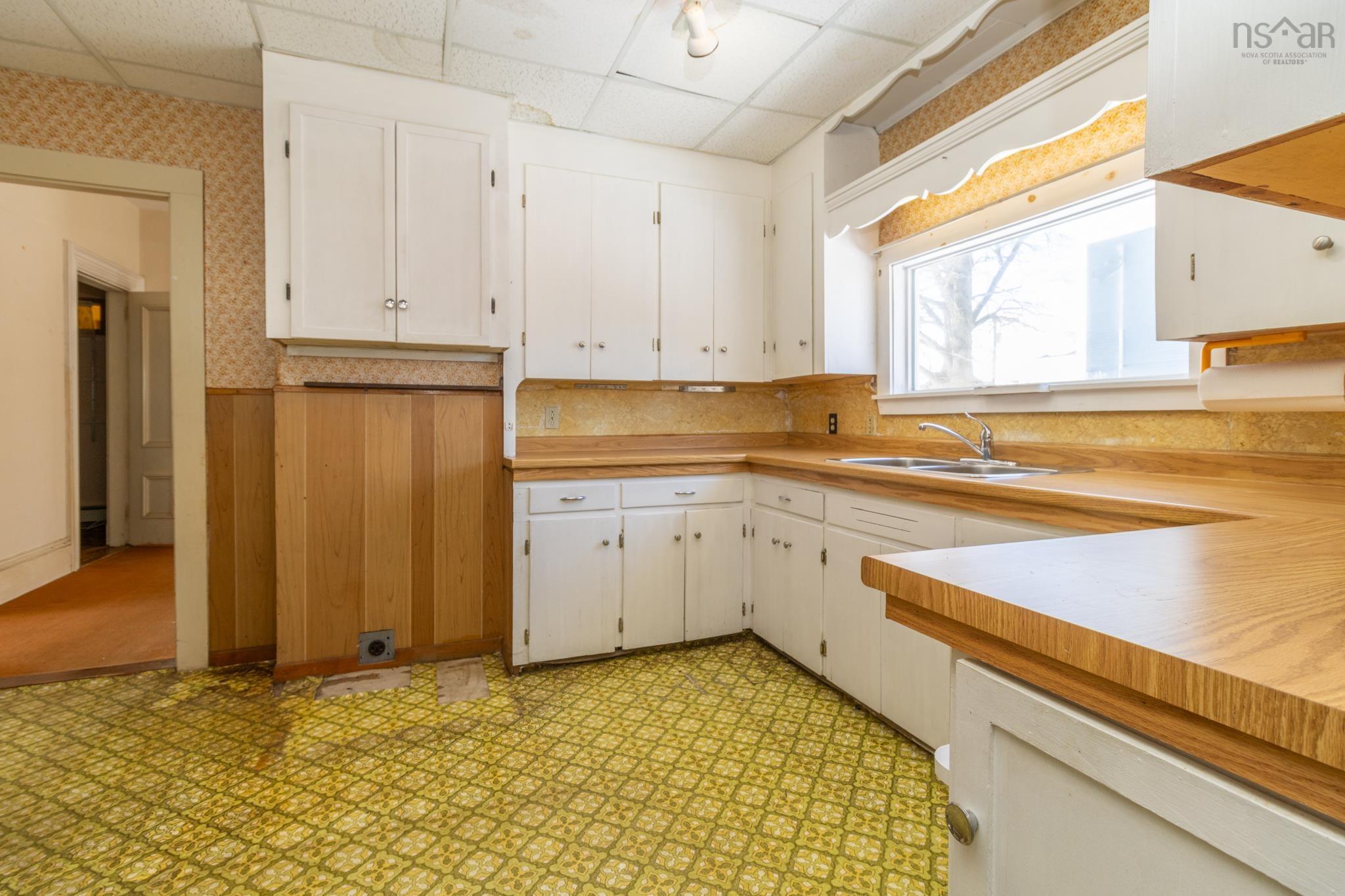 $279,900.00: 48 Albert Street, Yarmouth