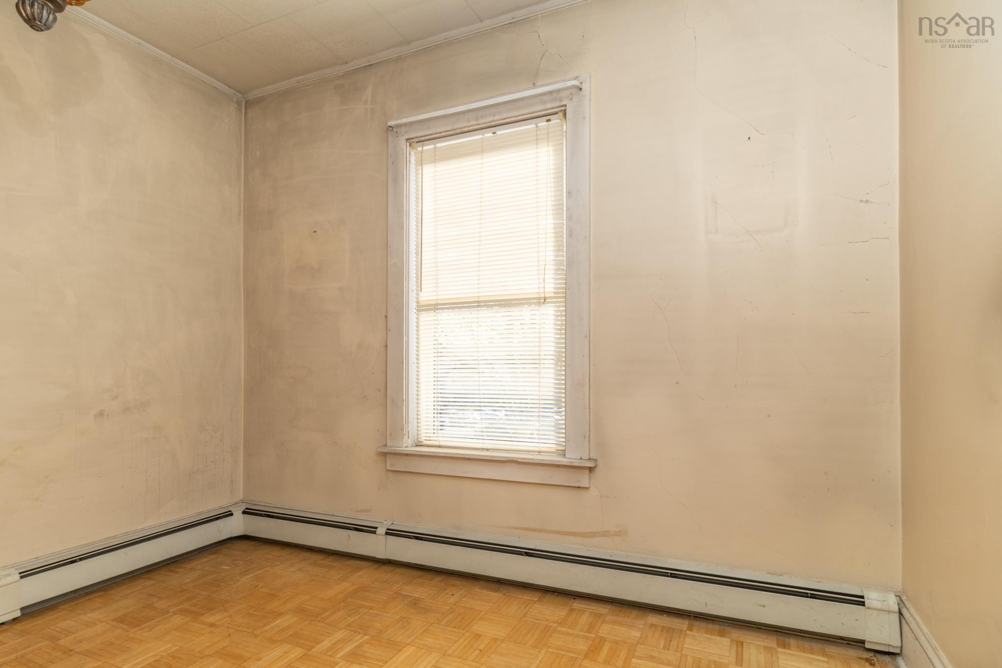 $279,900.00: 48 Albert Street, Yarmouth