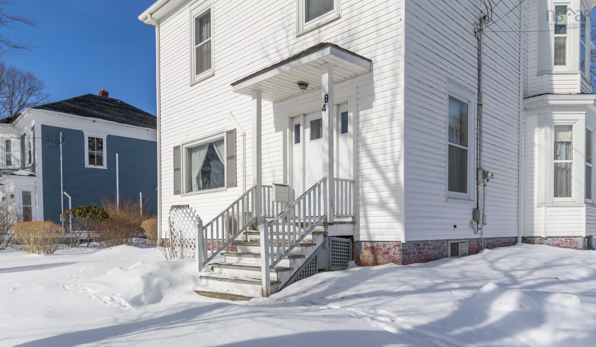 $279,900.00: 48 Albert Street, Yarmouth