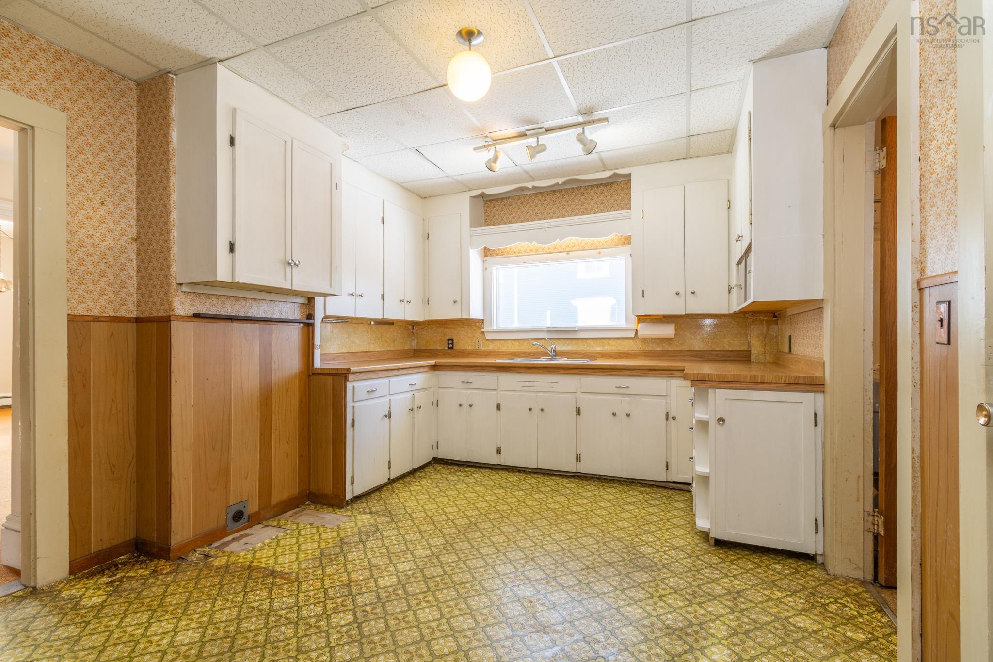 $279,900.00: 48 Albert Street, Yarmouth