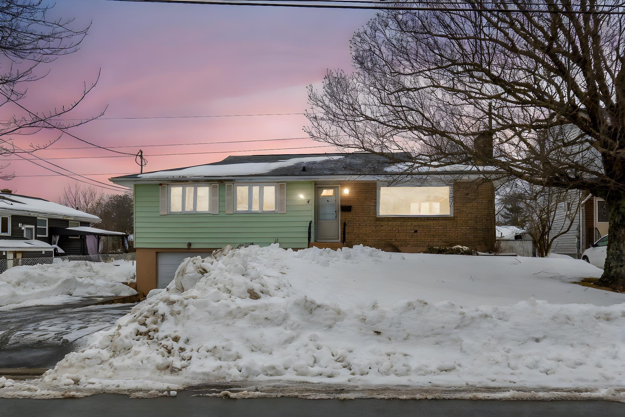 24 Christopher Avenue, Dartmouth, NS (MLS® 202603495) | Dartmouth Real Estate | RE/MAX Halifax