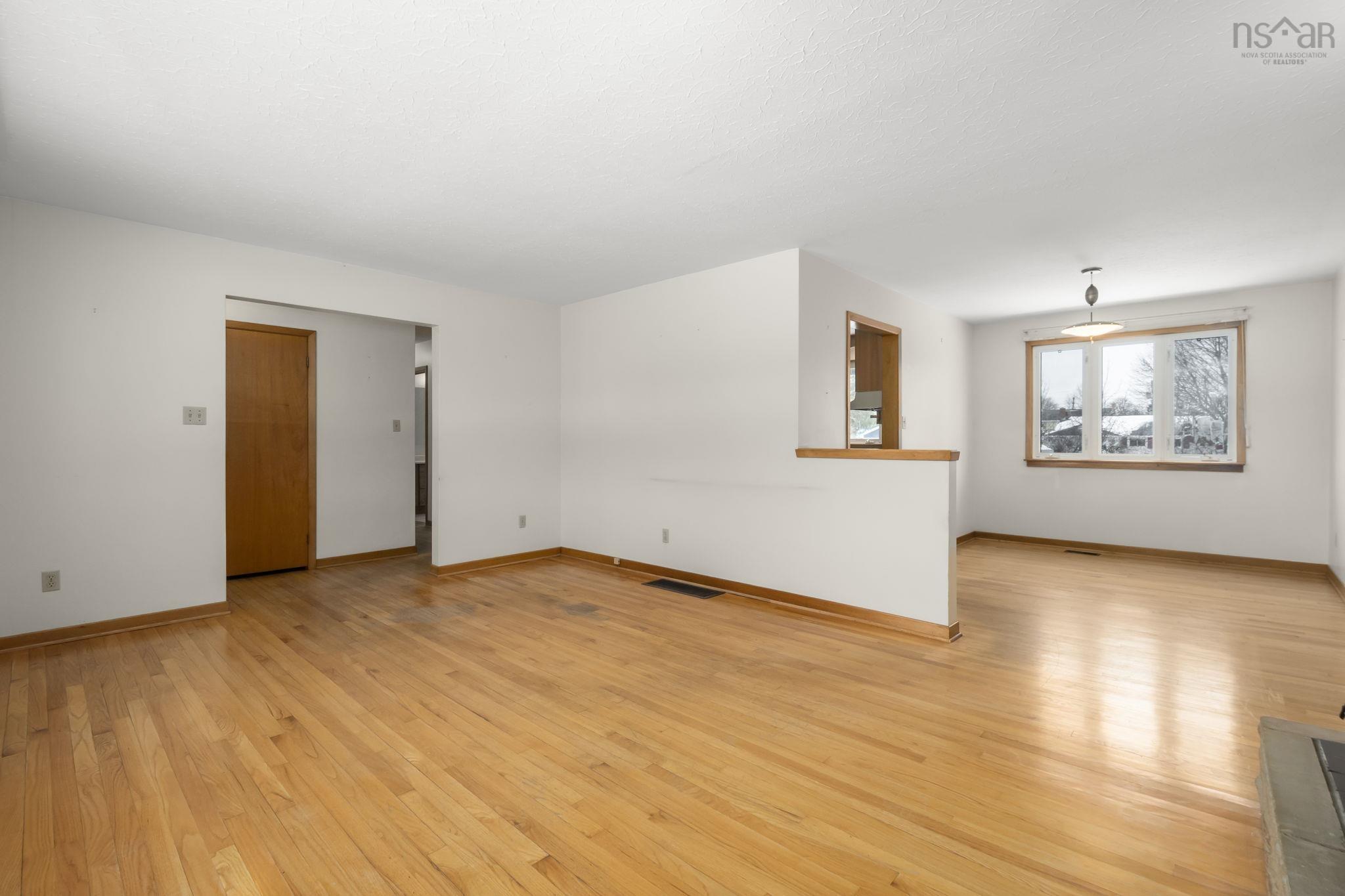 24 Christopher Avenue, Dartmouth, NS (MLS 202603495)