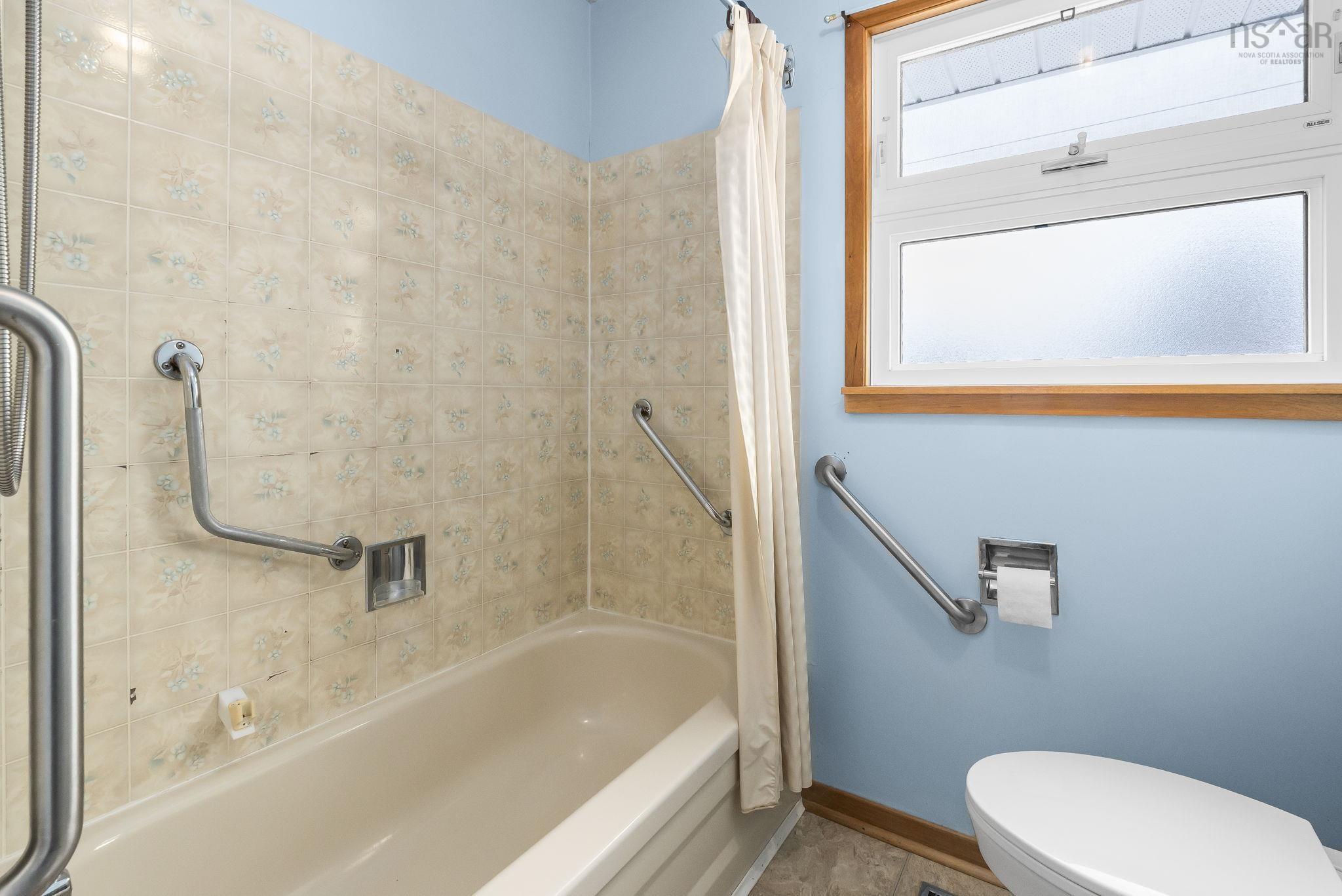 24 Christopher Avenue, Dartmouth, NS (MLS 202603495)