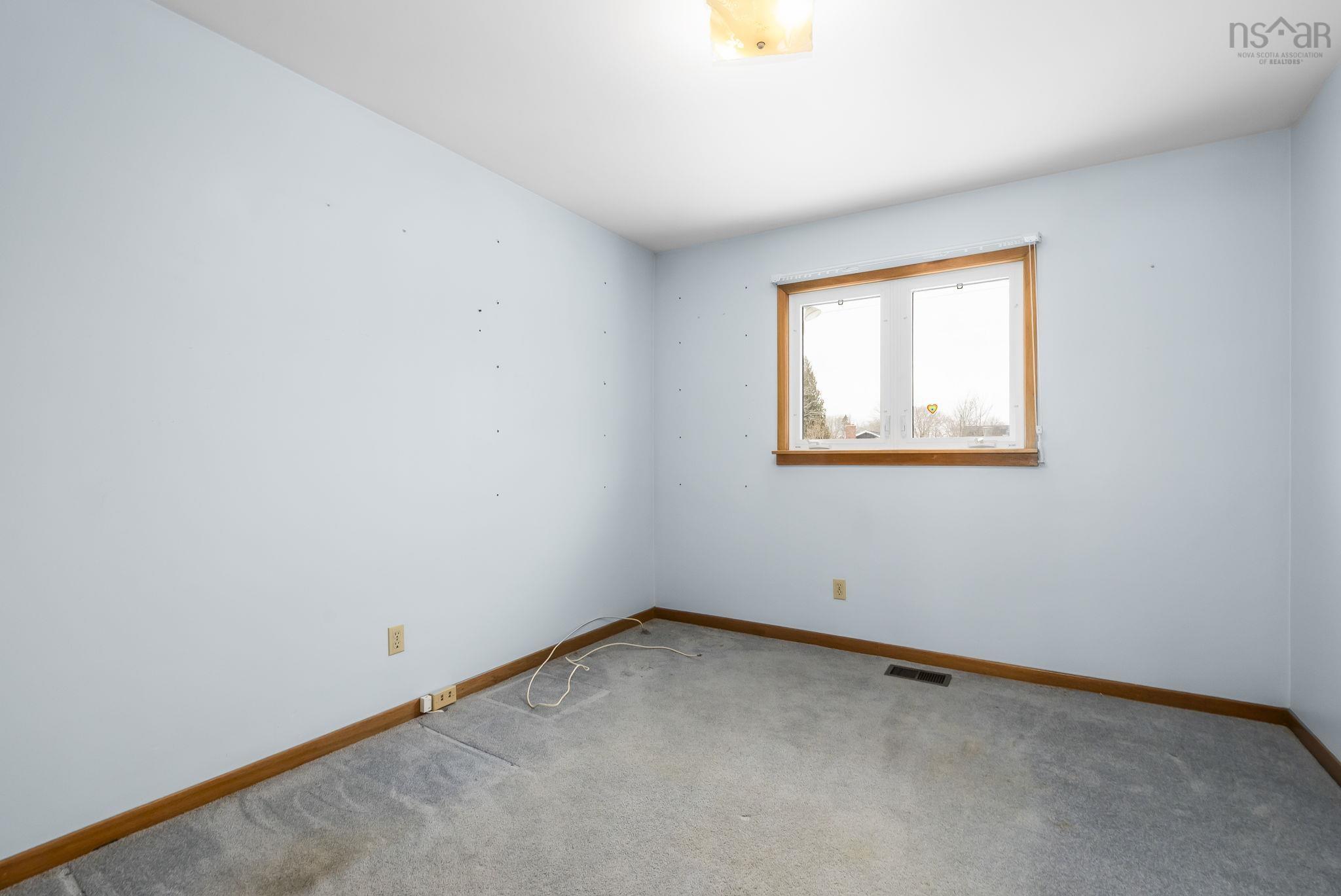 24 Christopher Avenue, Dartmouth, NS (MLS 202603495)