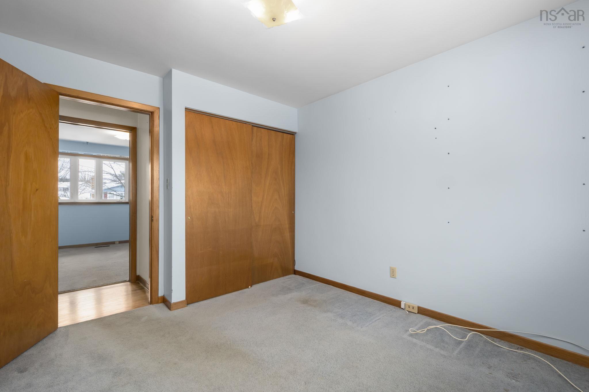 24 Christopher Avenue, Dartmouth, NS (MLS 202603495)