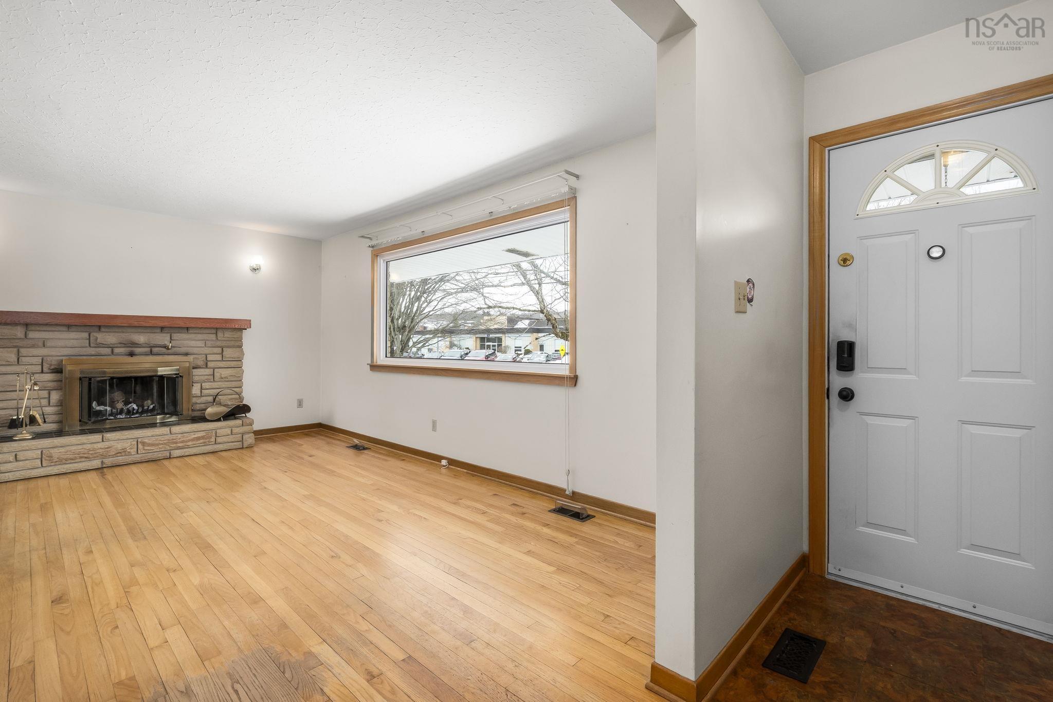 24 Christopher Avenue, Dartmouth, NS (MLS 202603495)