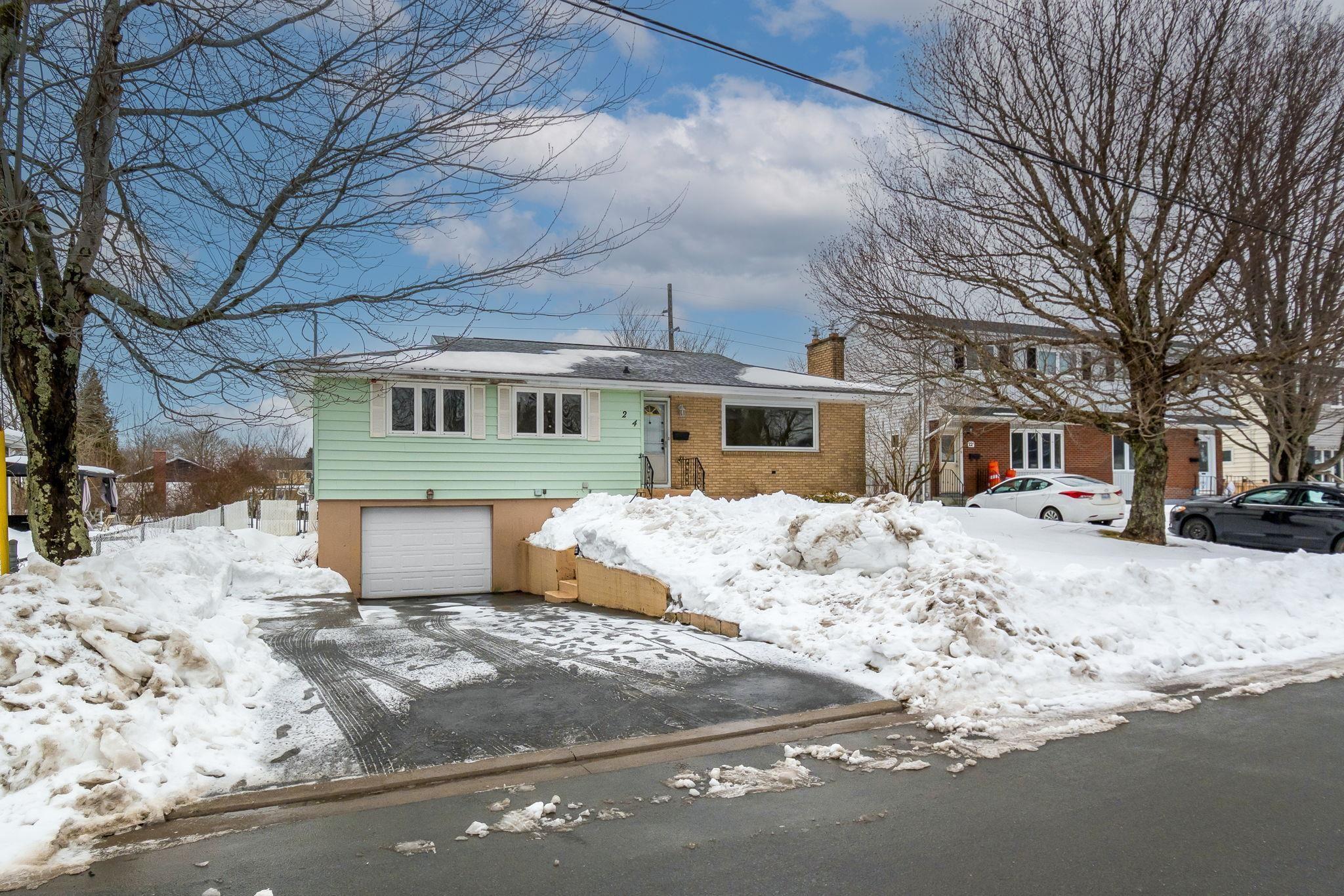 24 Christopher Avenue, Dartmouth, NS (MLS 202603495)